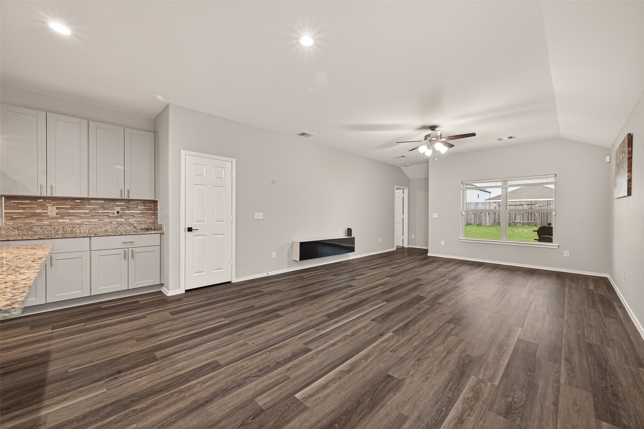 10411 Meadow Saffron Drive Property Photo 6