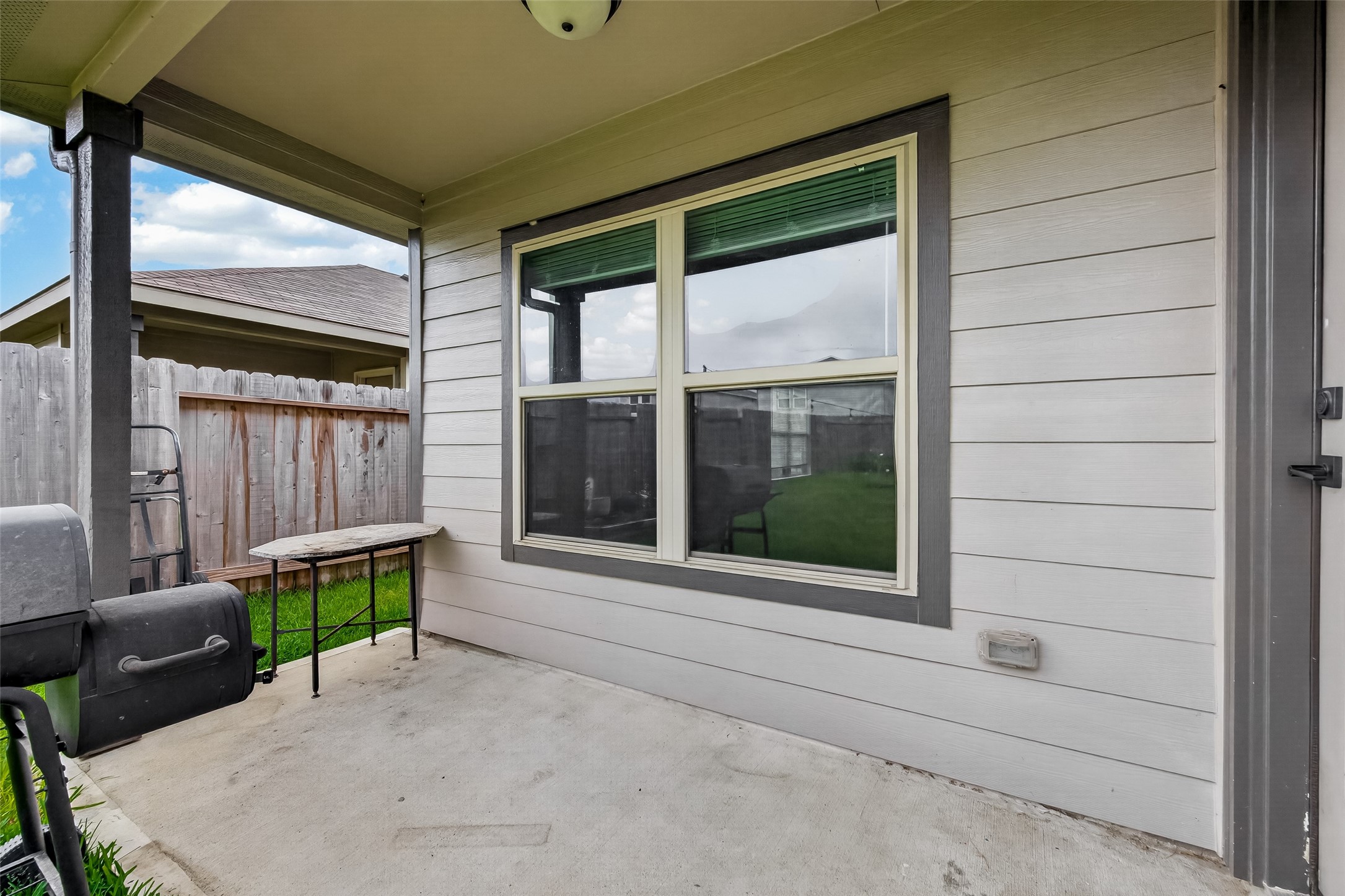 10411 Meadow Saffron Drive Property Photo 32
