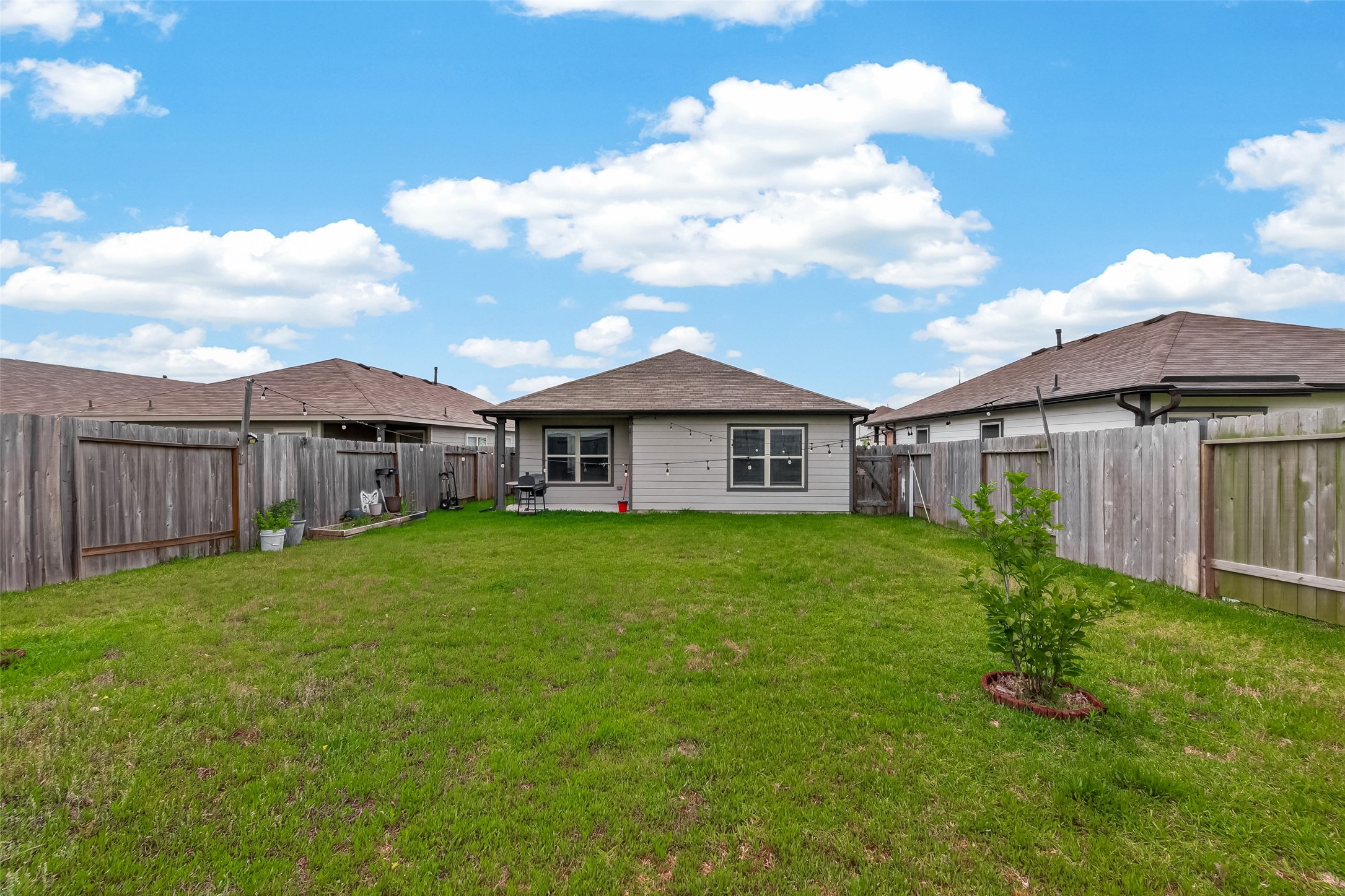 10411 Meadow Saffron Drive Property Photo 35