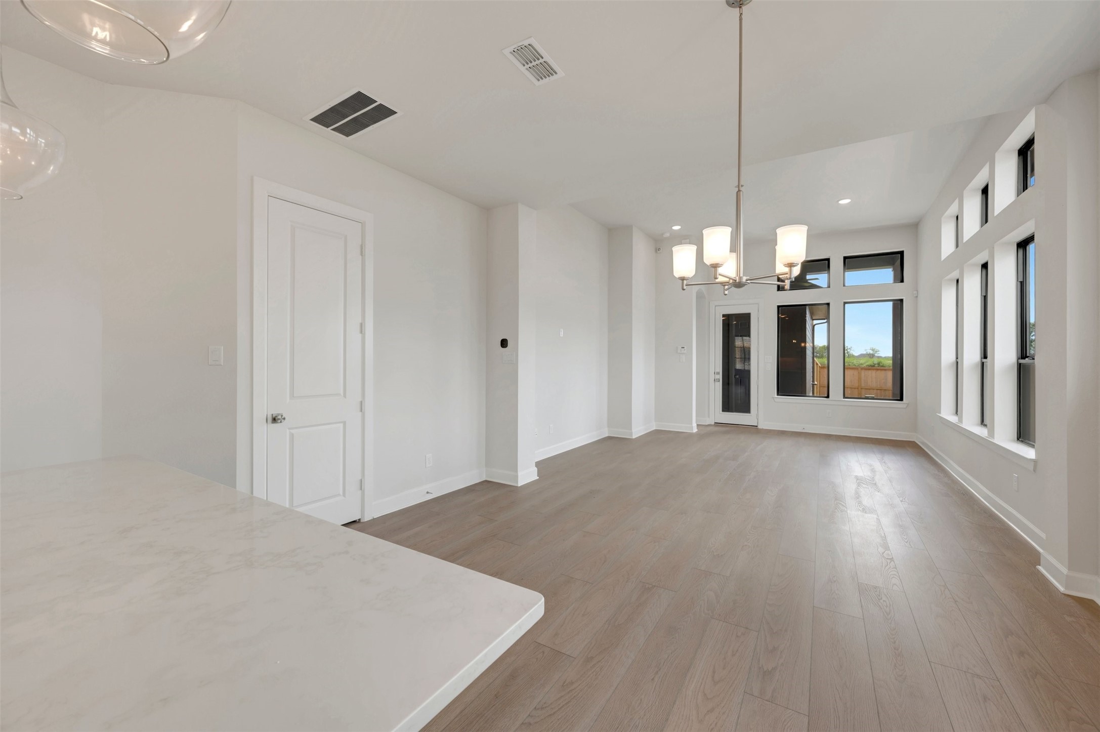 2714 Cottage Place Property Photo 22