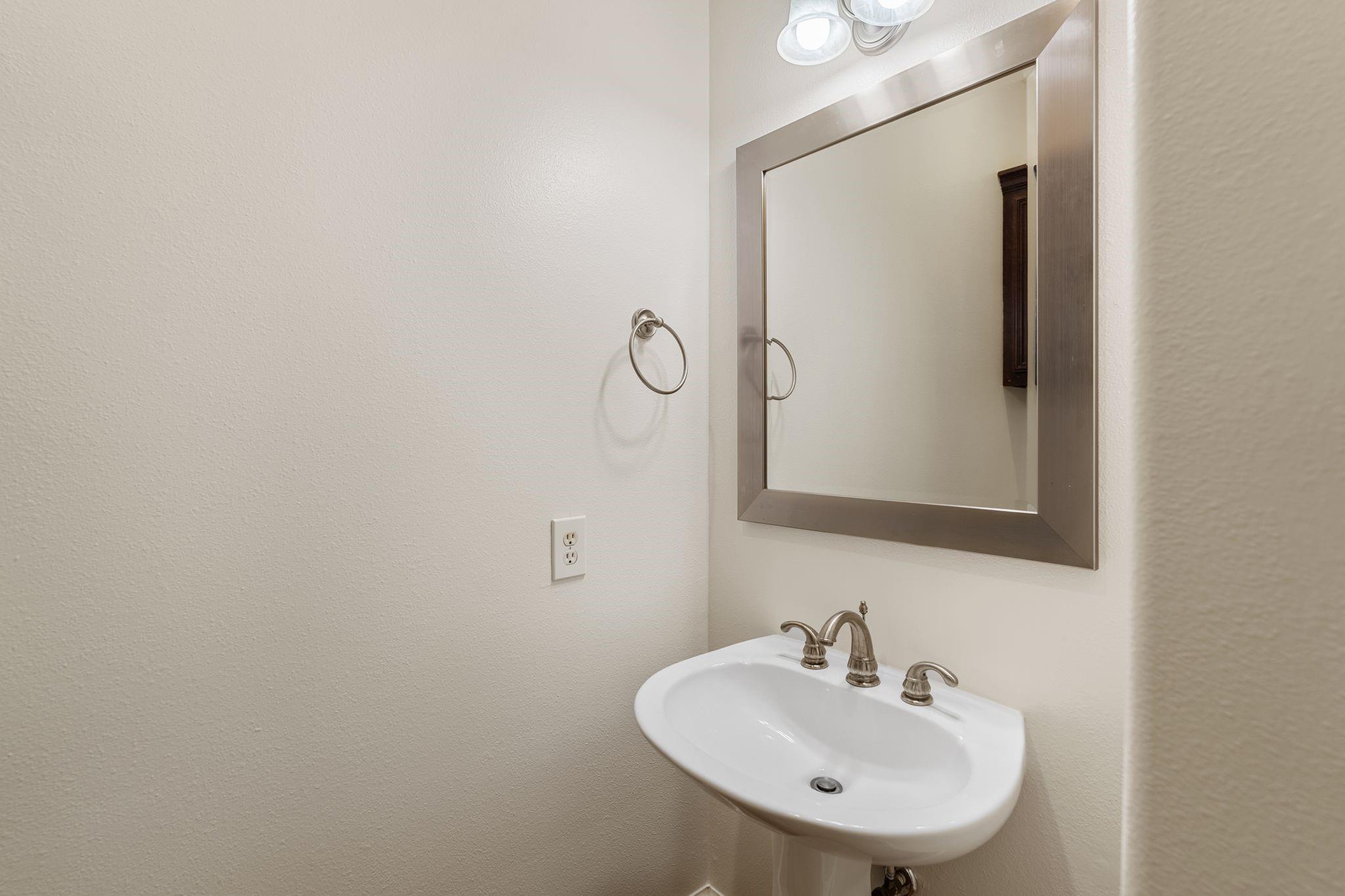 1042 W 25th Street # B, Houston Tx 77008 Property Photo 12