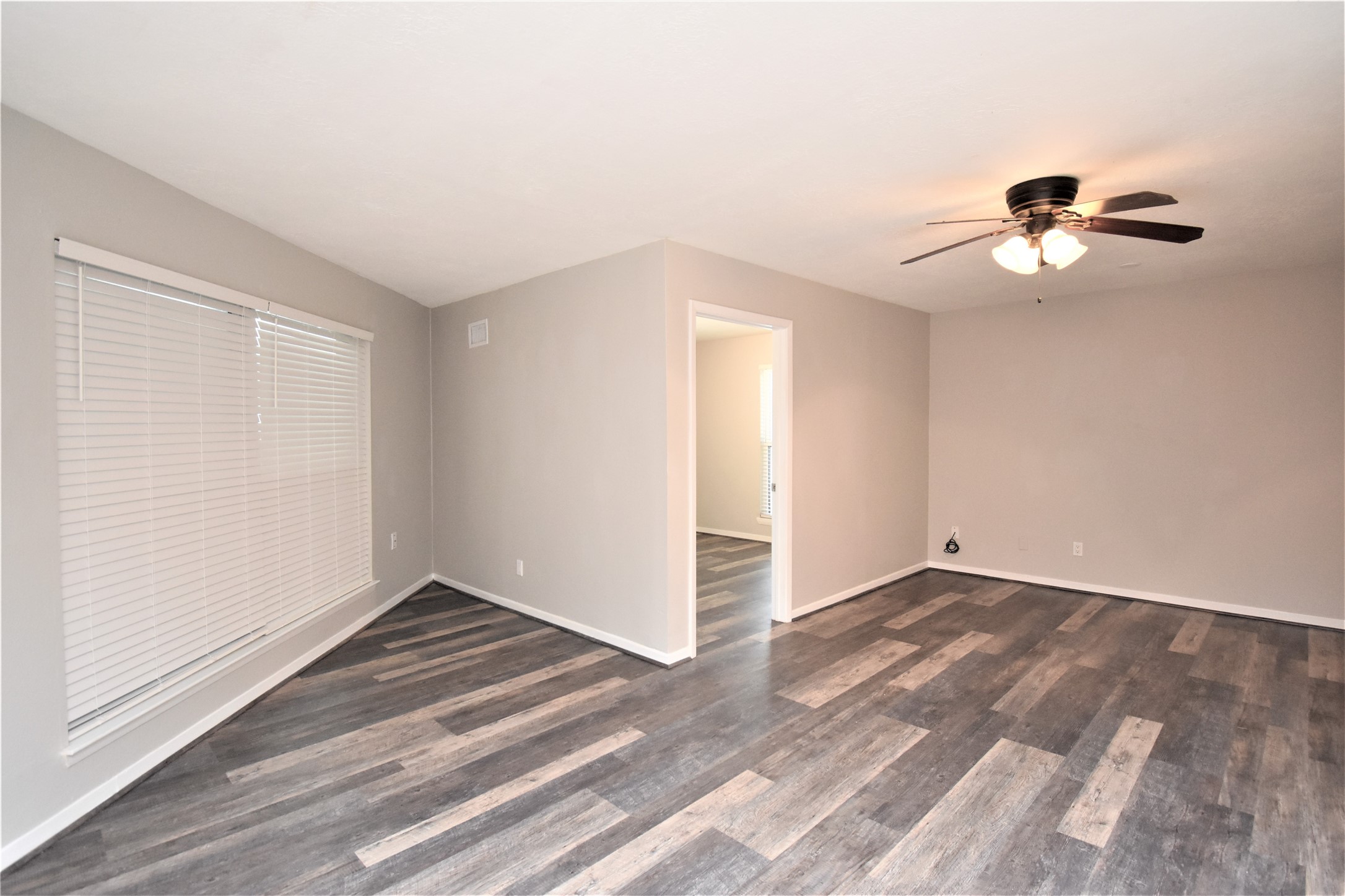 909 Fm 517 Road E F Property Photo 4