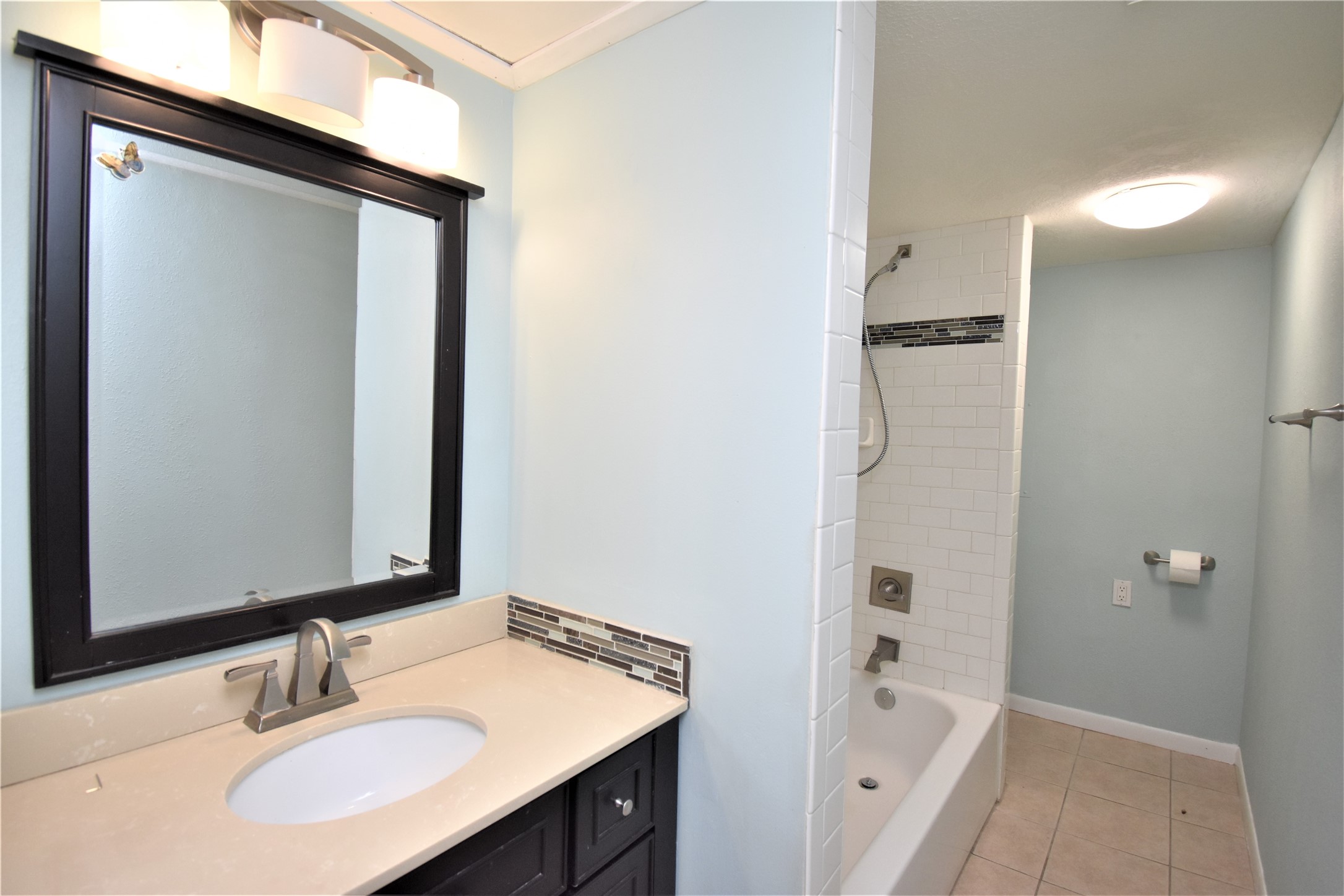 909 Fm 517 Road E F Property Photo 9
