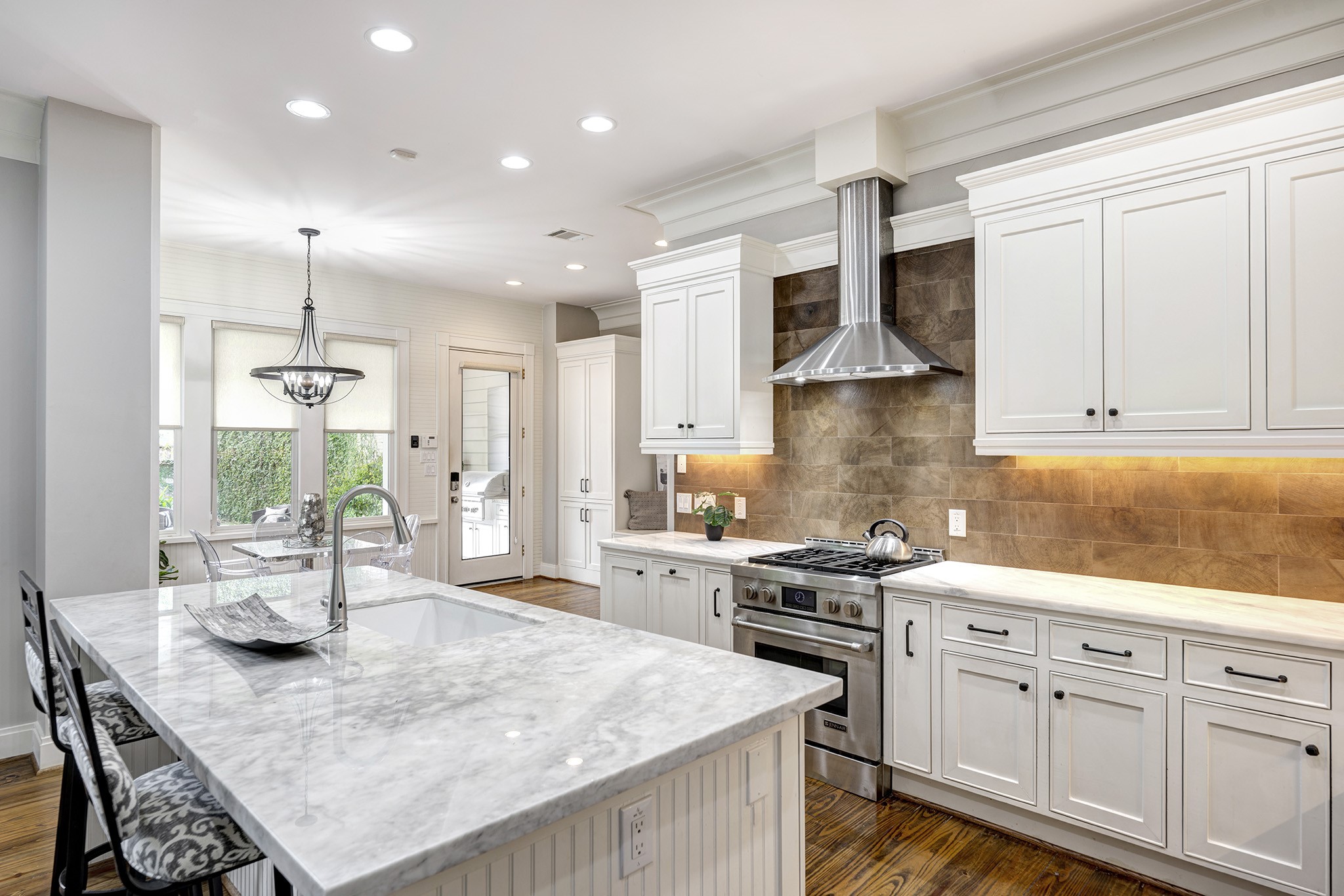 1226 Heights Boulevard Property Photo 14