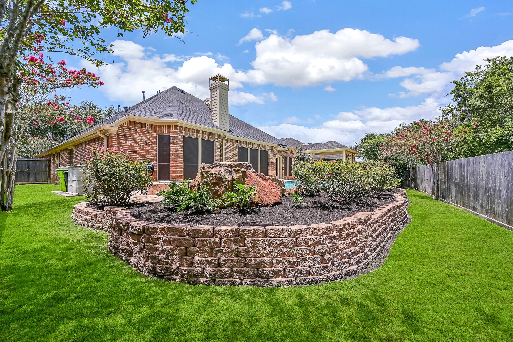 2427 Pioneer Oaks Drive Property Photo 33