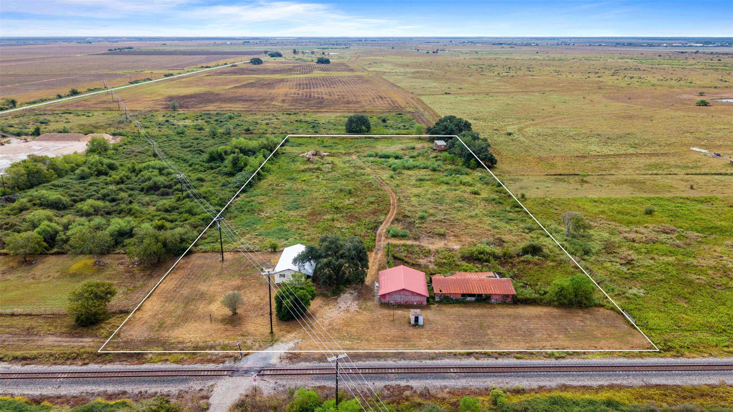 1625 Us Highway 59 N Property Photo 1