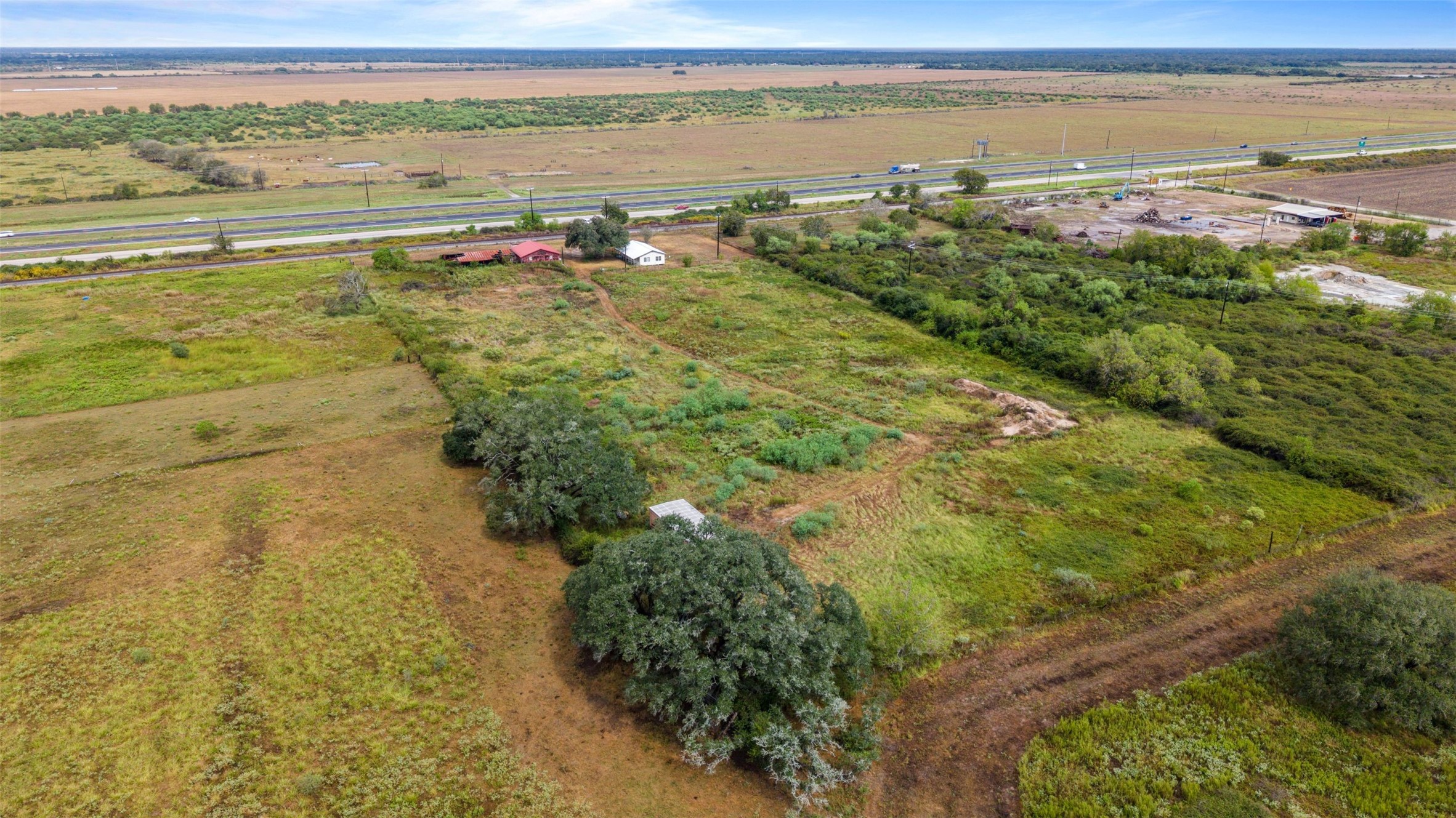 1625 Us Highway 59 N Property Photo 4