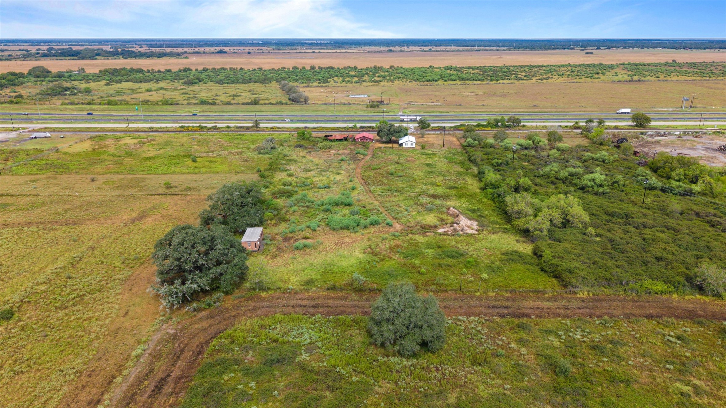 1625 Us Highway 59 N Property Photo 5