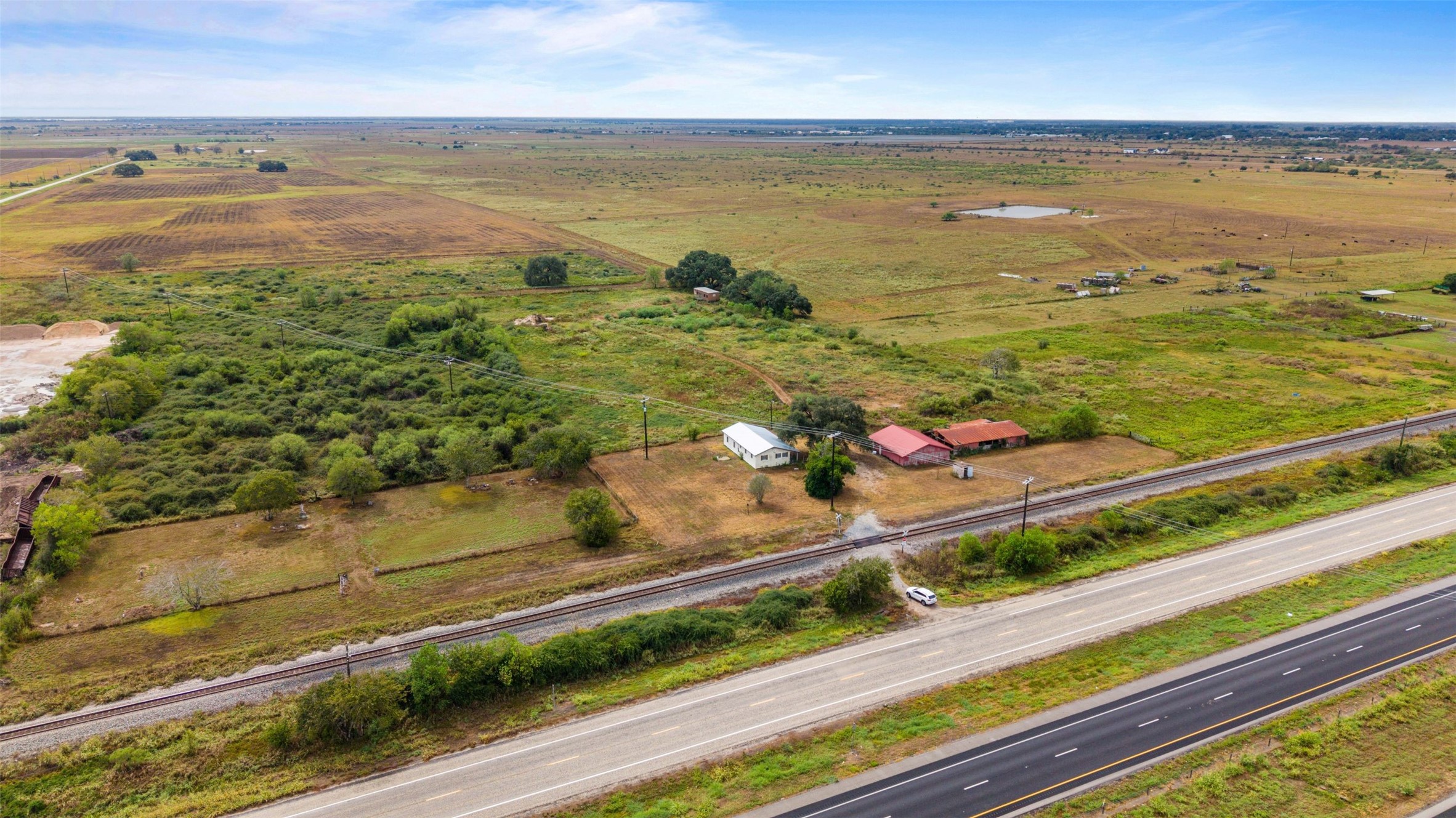 1625 Us Highway 59 N Property Photo 6