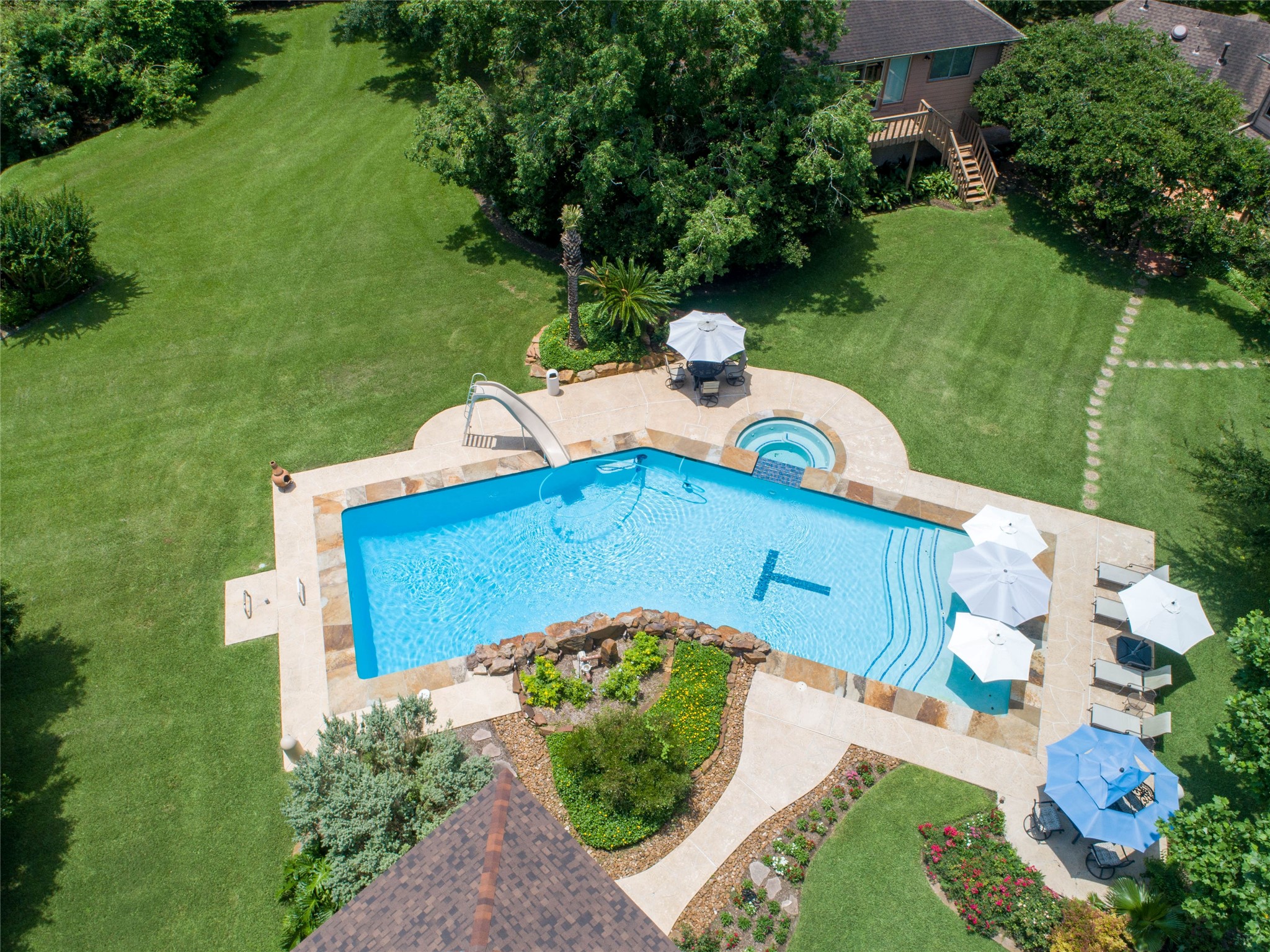1018 Plantation Meadows Drive Property Photo 10