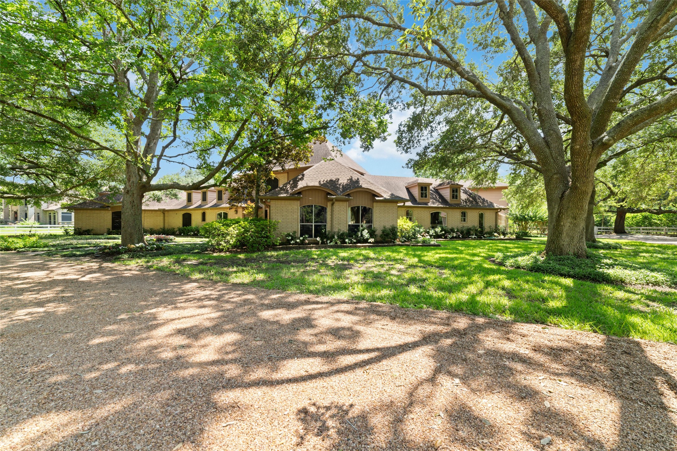 1018 Plantation Meadows Drive Property Photo 13