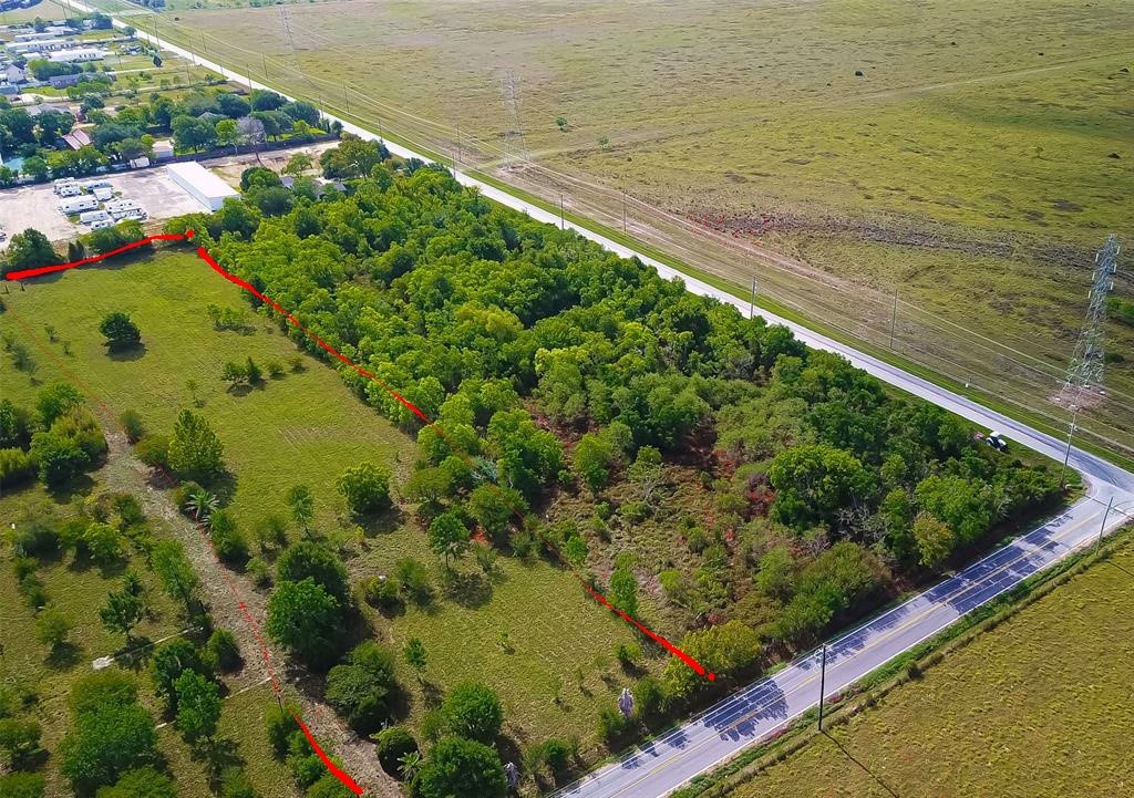 17020 Kickapoo Road Property Photo 1