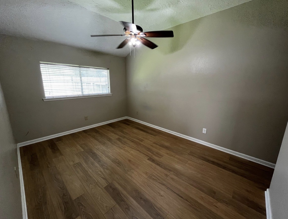 11011 Crenchrus Court Property Photo 7