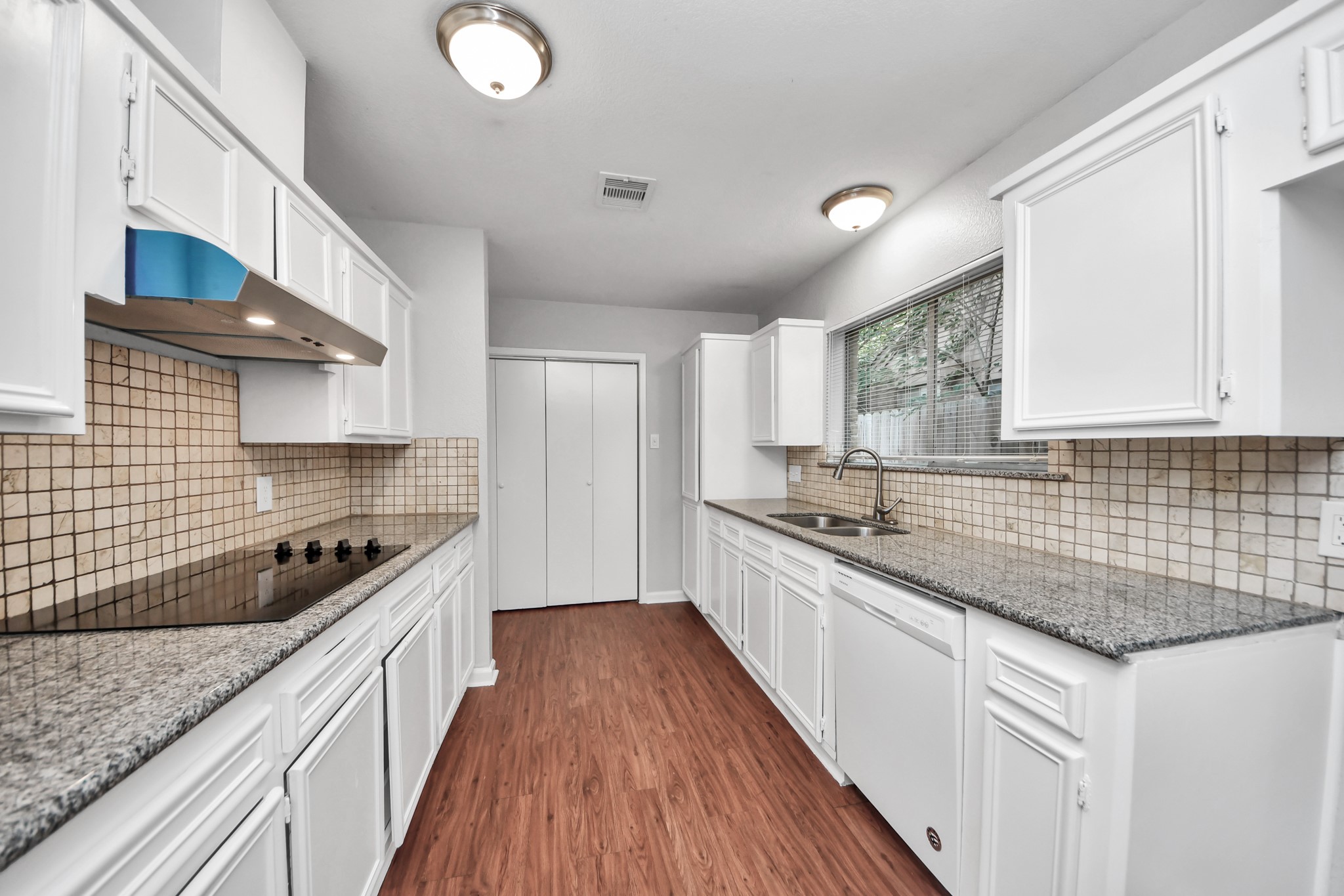 16714 Britford Property Photo 11