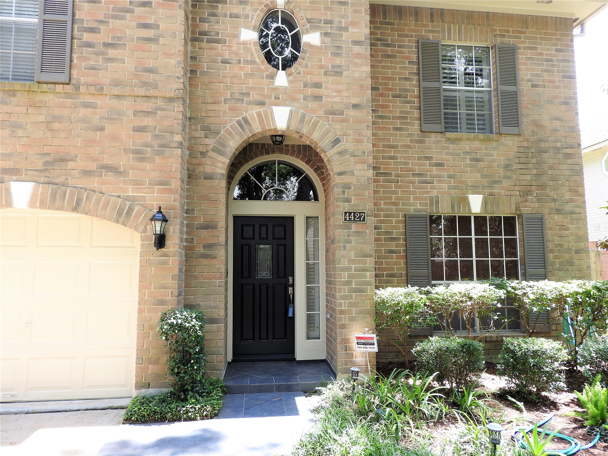 4427 Wavertree Drive Property Photo 3