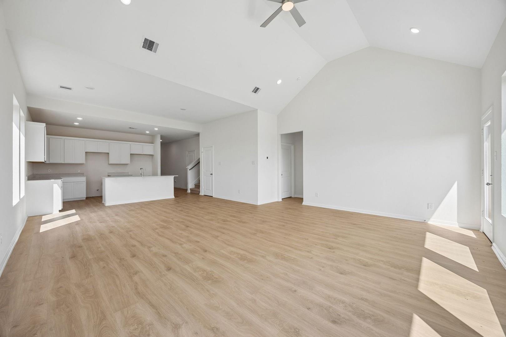 31106 Rena Coast Drive Property Photo 5