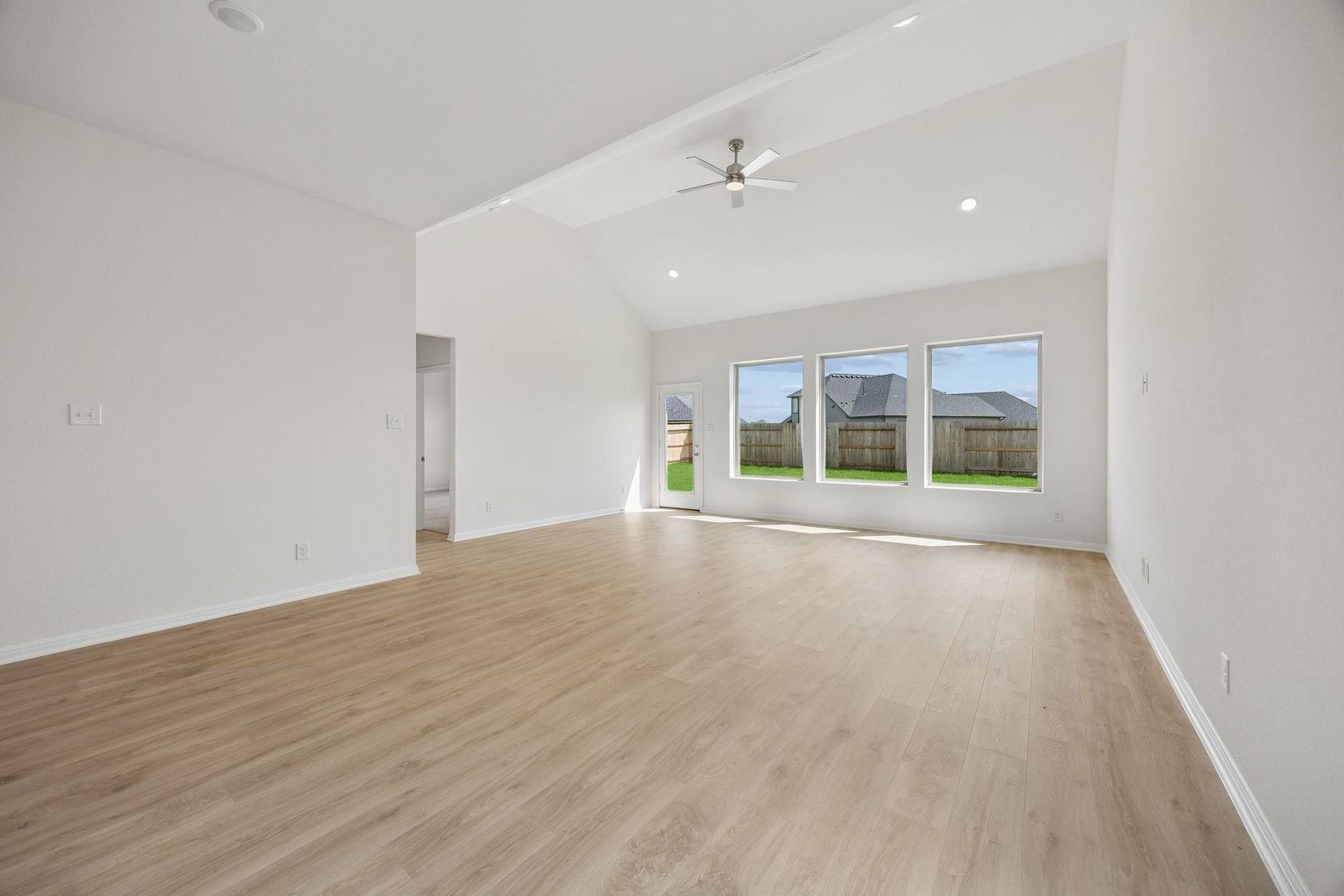 31106 Rena Coast Drive Property Photo 8