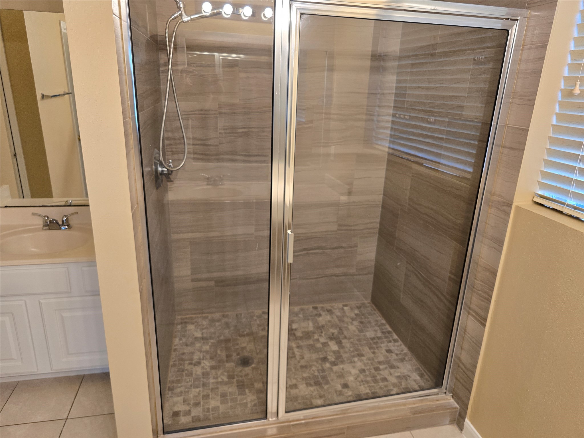1820 Branch Hill Drive Property Photo 20