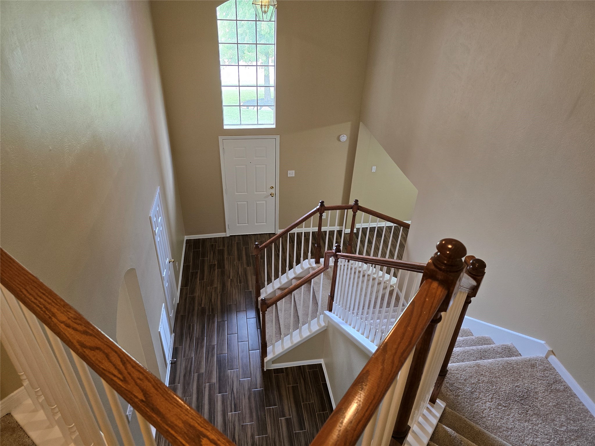 1820 Branch Hill Drive Property Photo 23