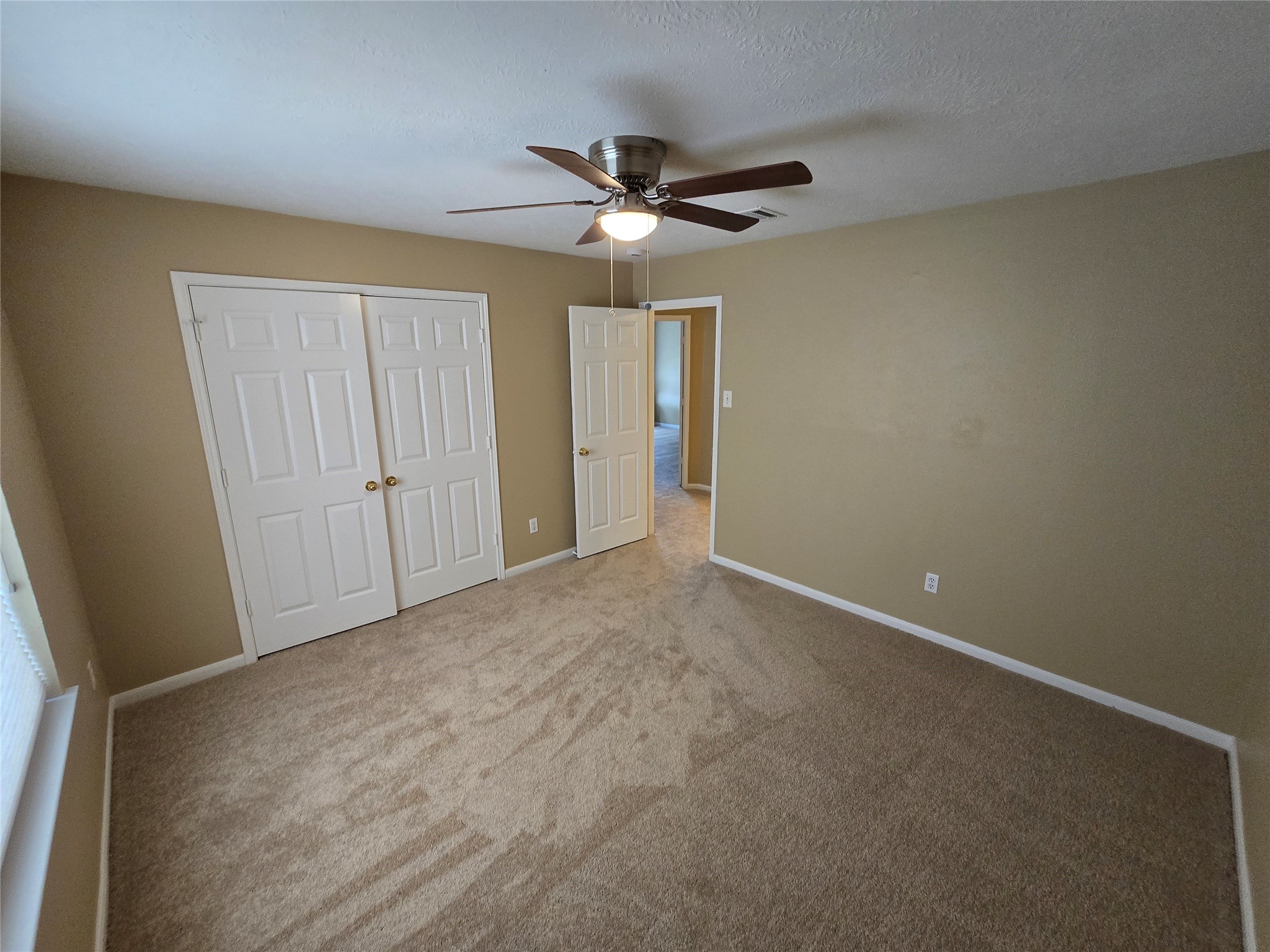 1820 Branch Hill Drive Property Photo 33