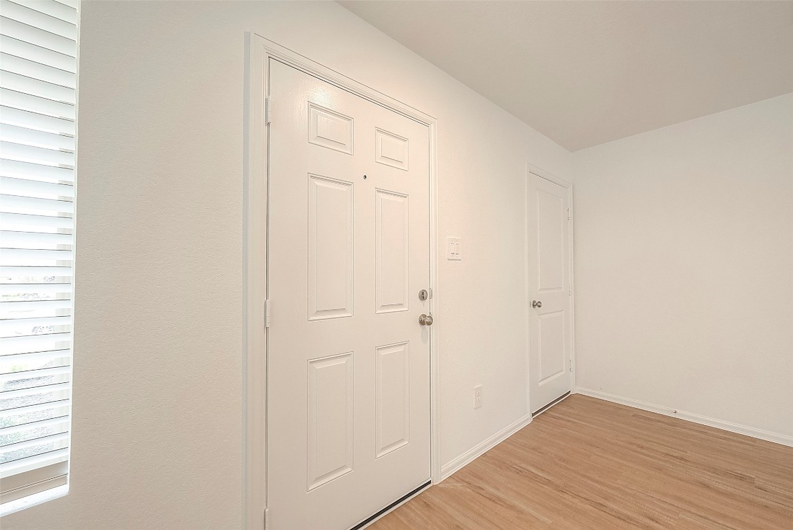 1491 Las Cuevas Drive Property Photo 3