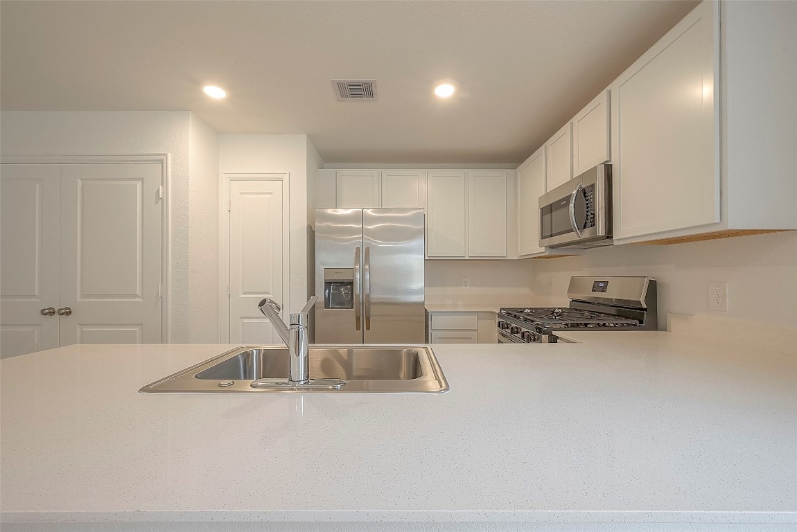 1491 Las Cuevas Drive Property Photo 11