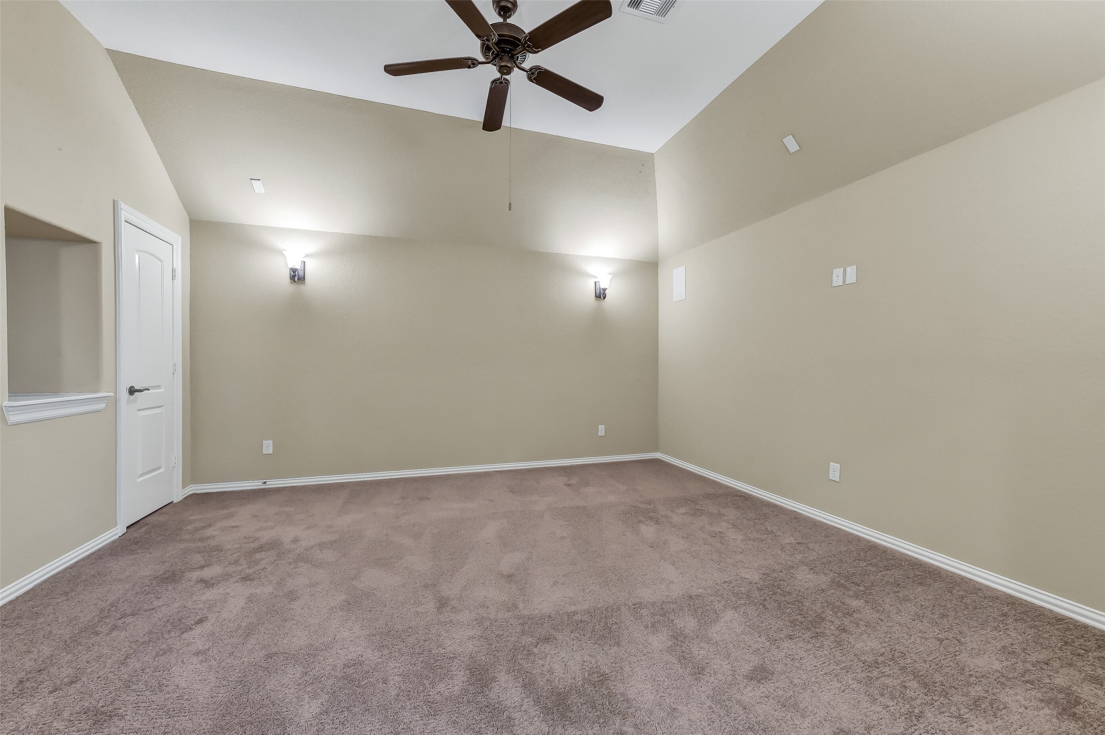 2204 Texoma Bend Lane Property Photo 32