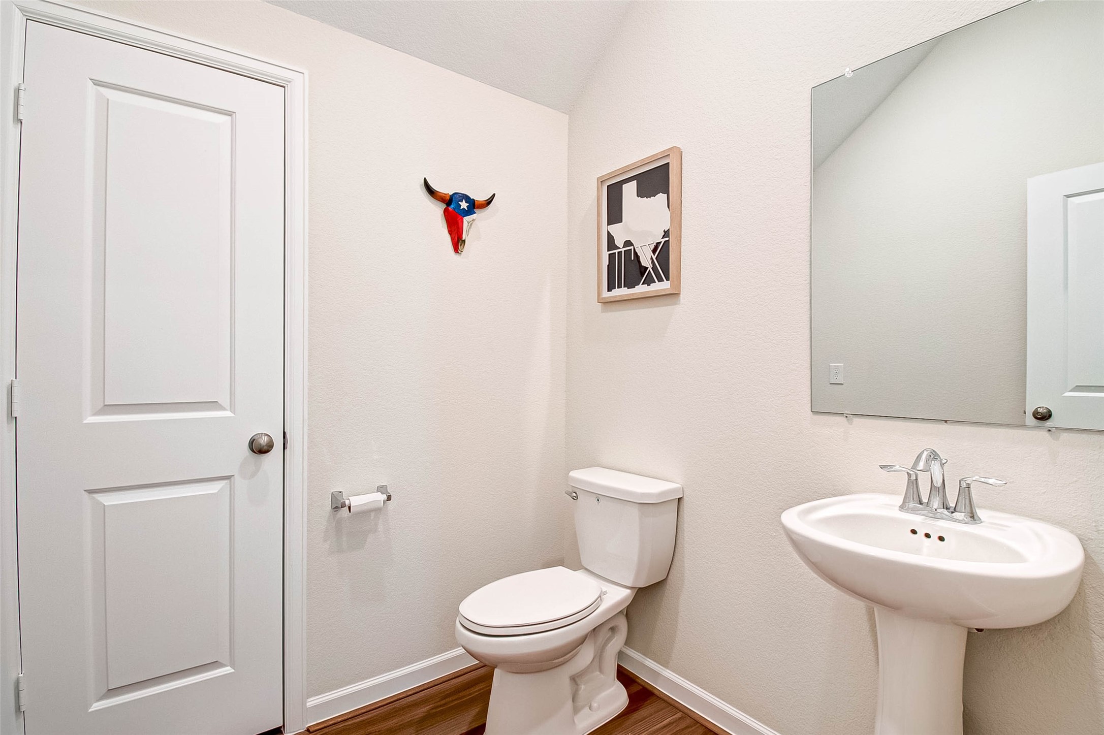 617 Aspen Falls Court Property Photo 33