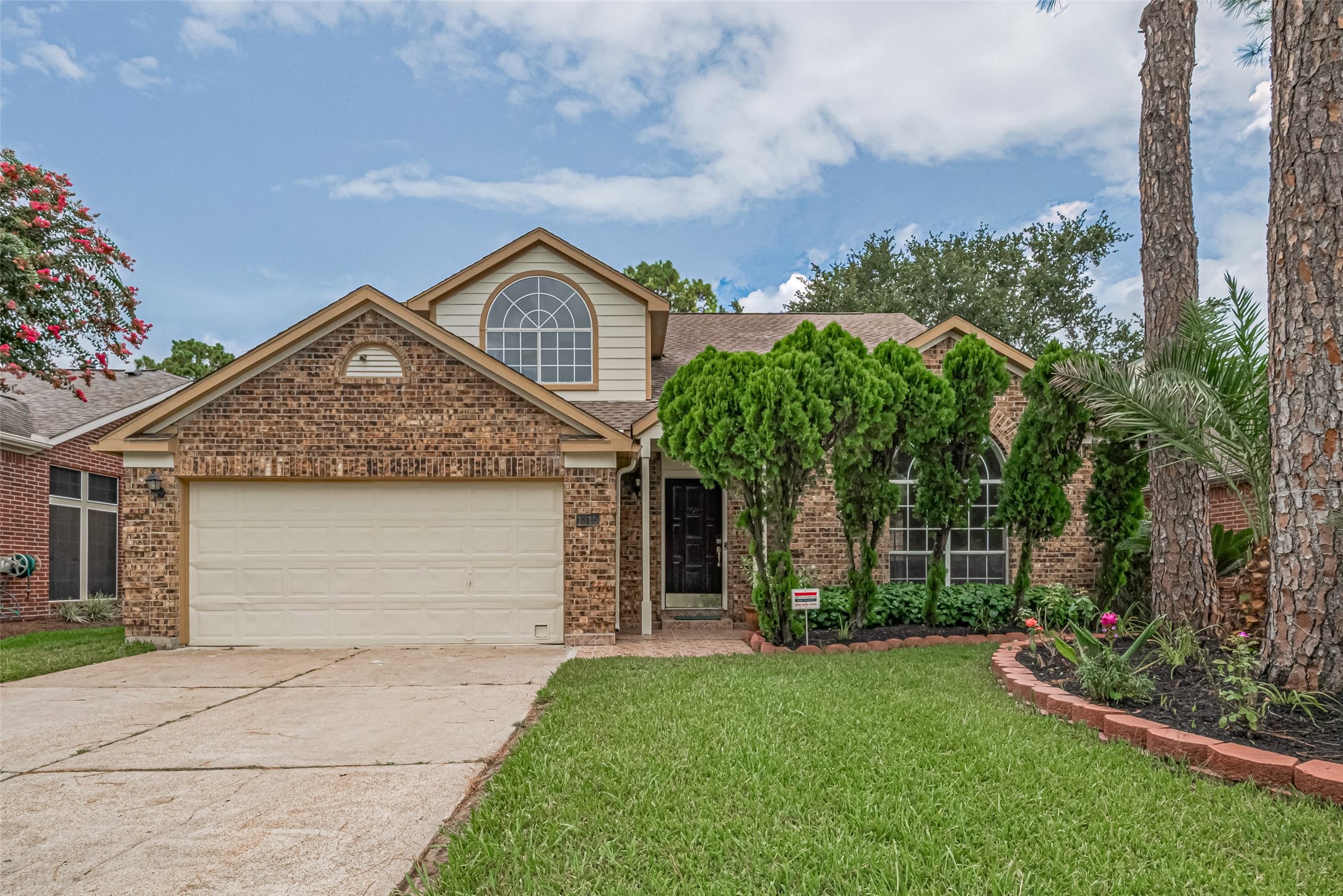 1315 Indian Autumn Trace Property Photo 1