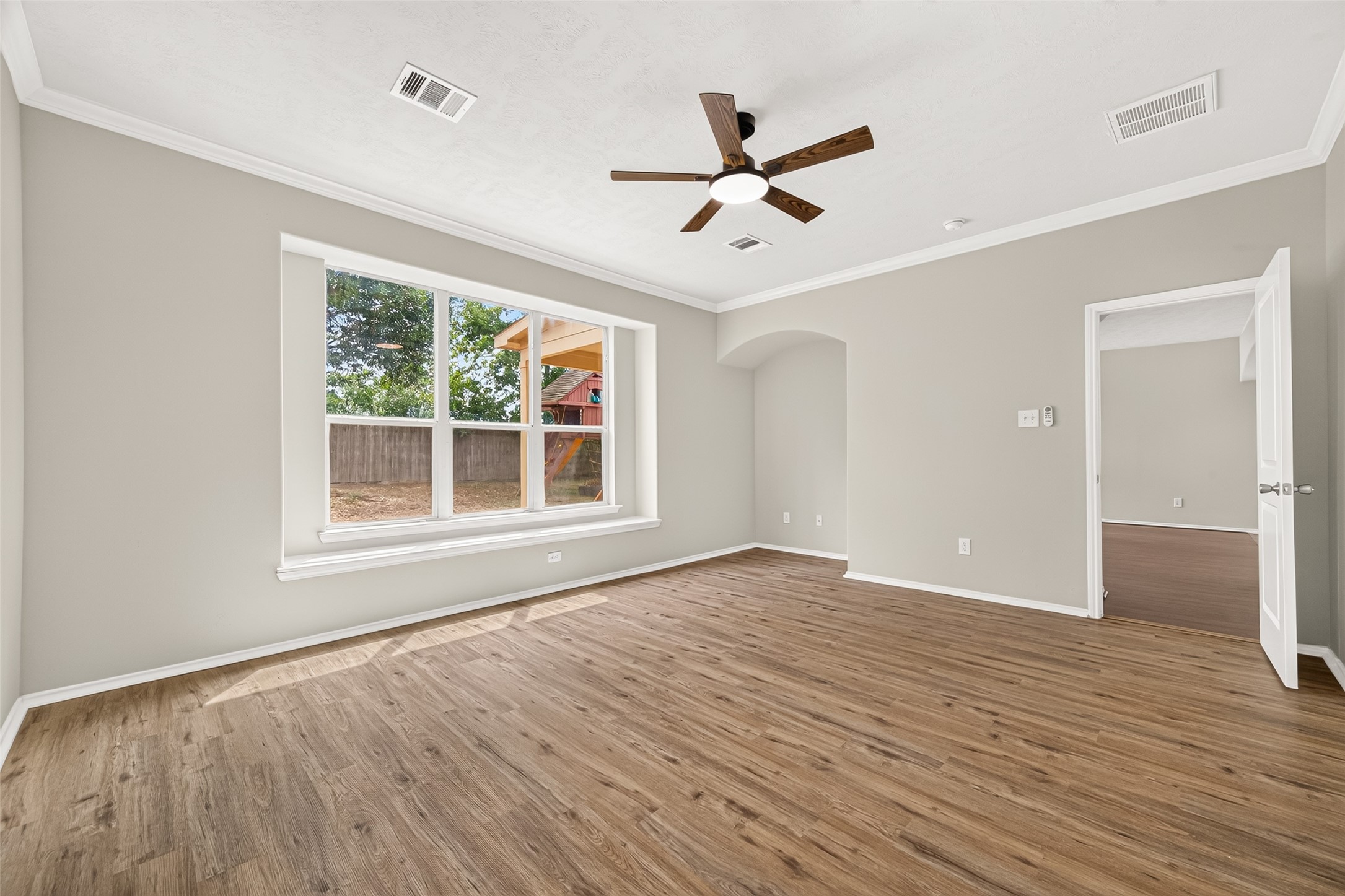 3508 Oakville Drive Property Photo 24