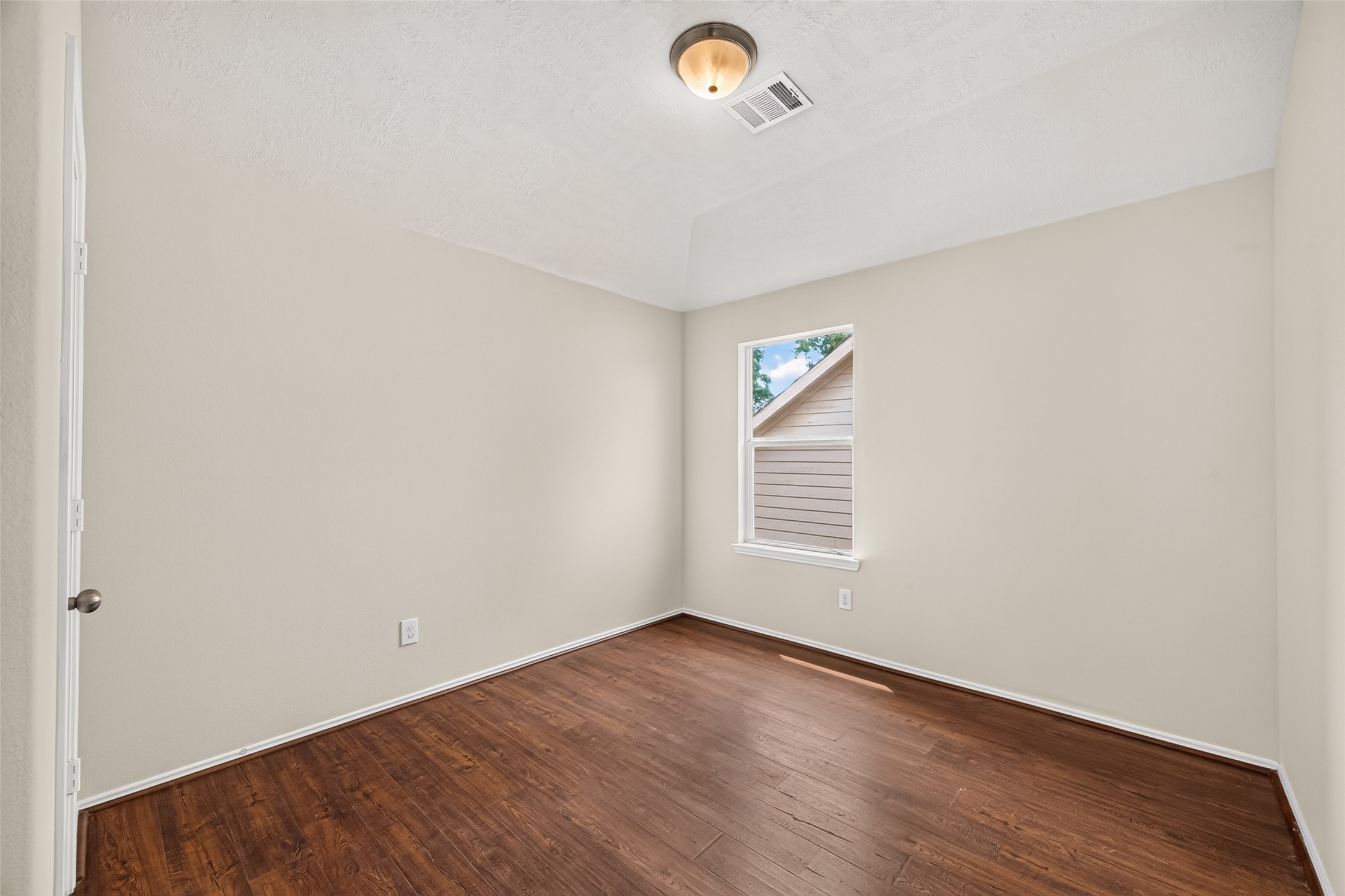 3508 Oakville Drive Property Photo 41