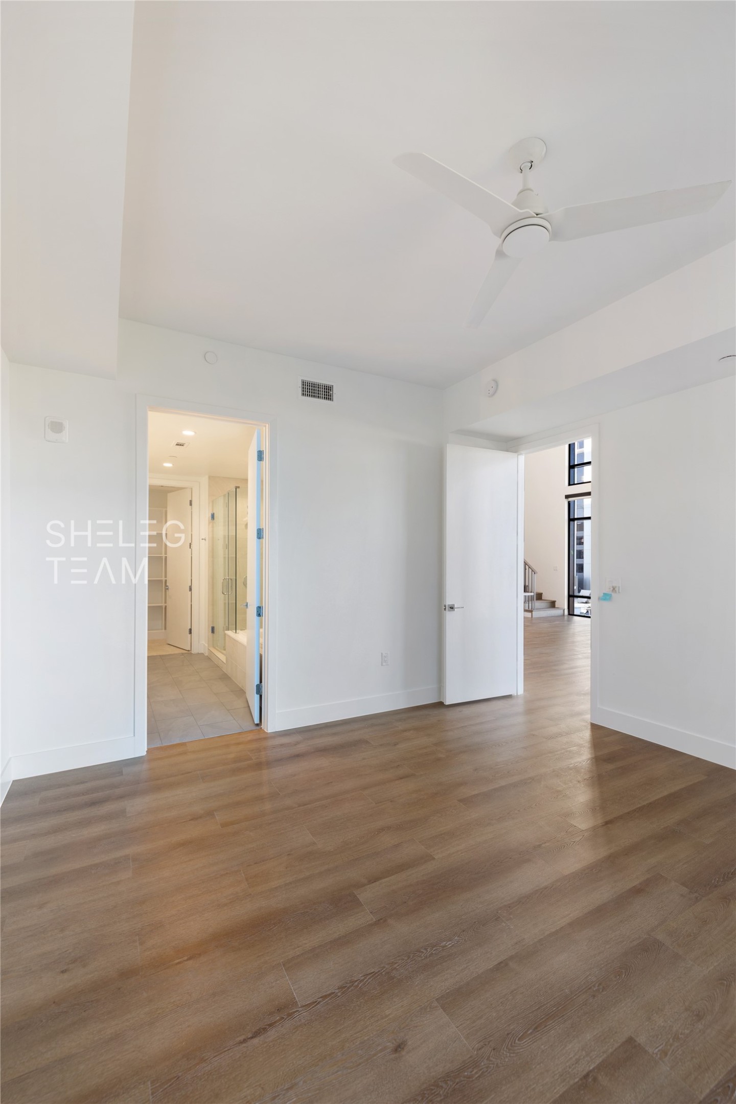 808 Crawford St 4114 Property Photo 15
