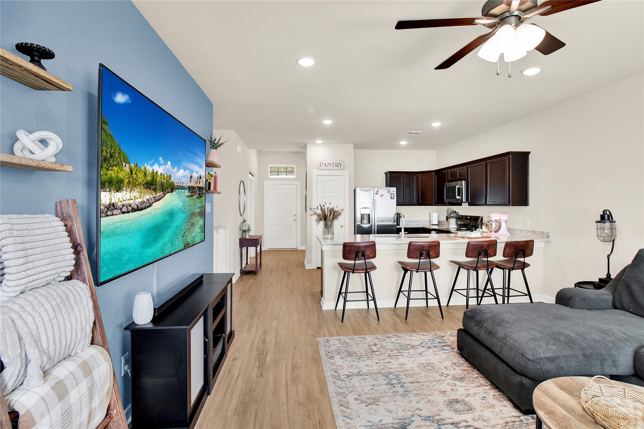 301 State Loop Property Photo 12