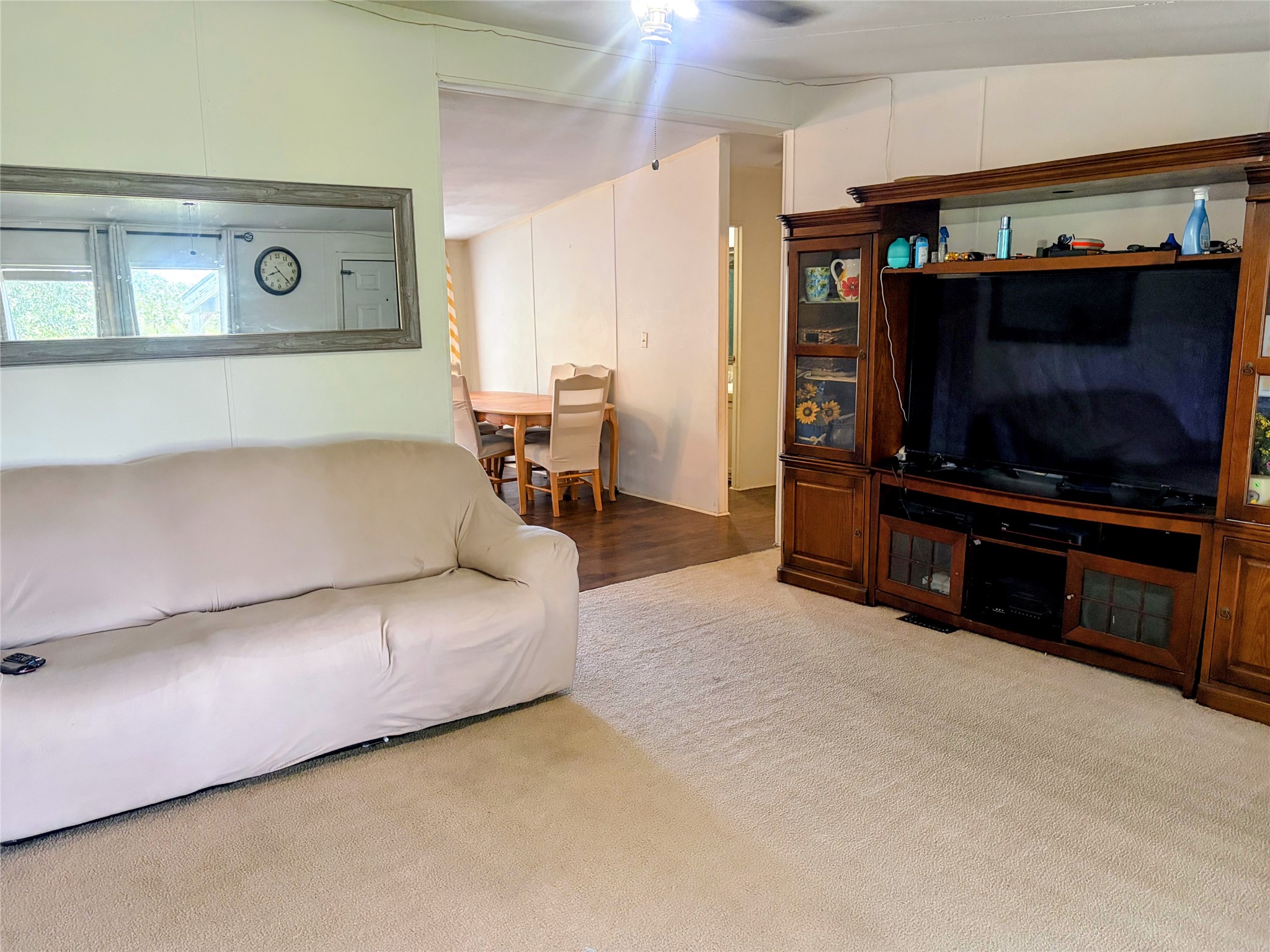 24810 Zube Road Property Photo 6