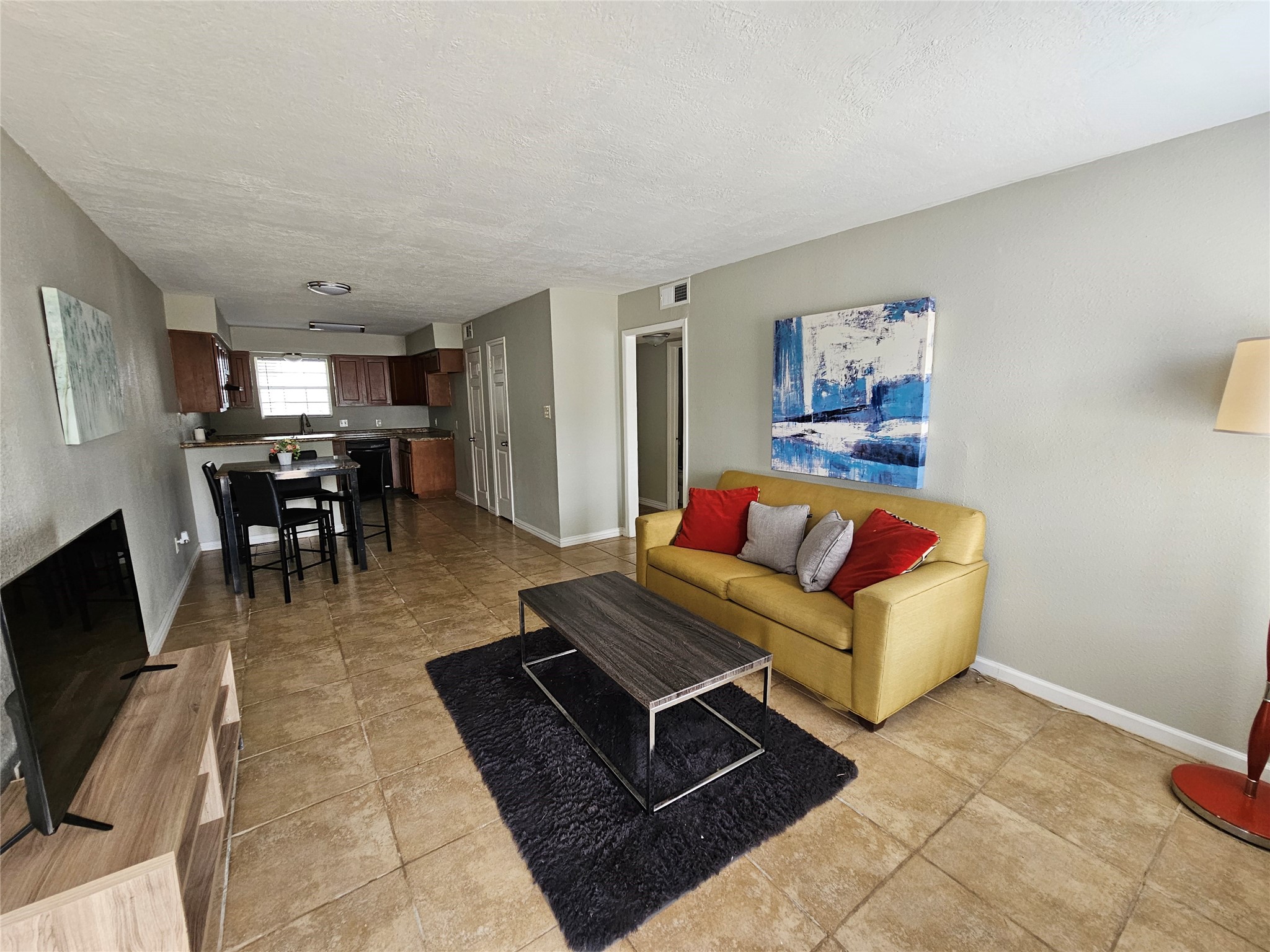 1502 Oleander Drive A Property Photo 3