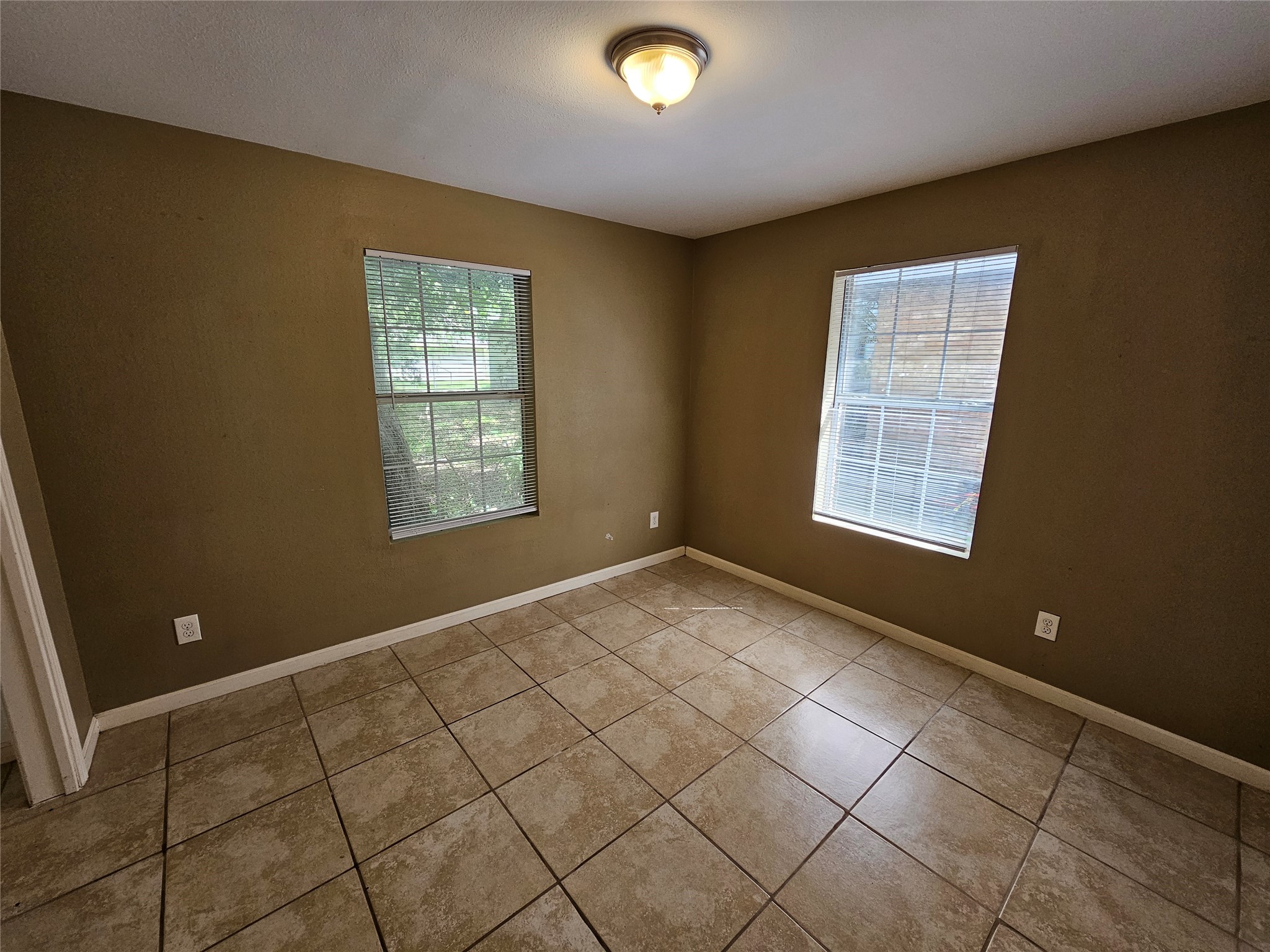 1502 Oleander Drive A Property Photo 12