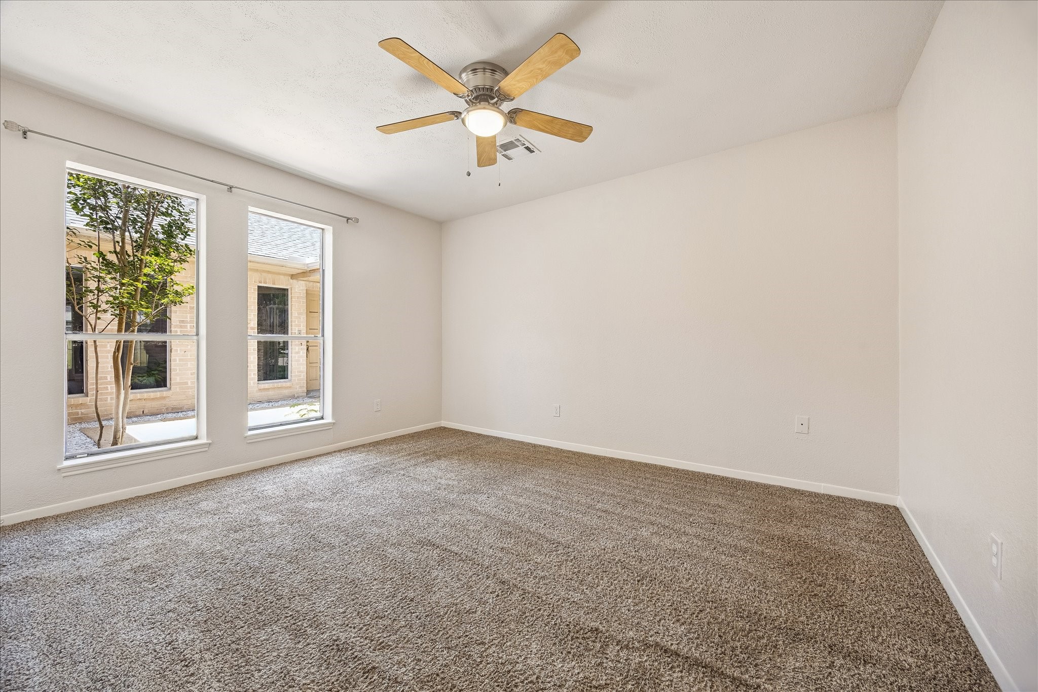 7618 Bankside Drive Property Photo 12