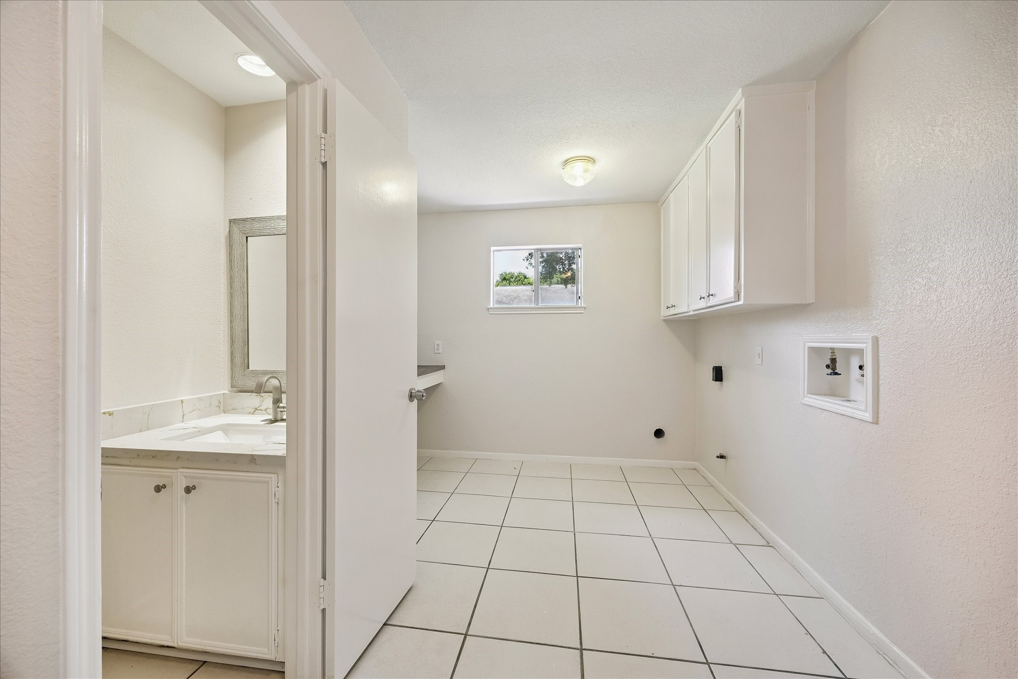 7618 Bankside Drive Property Photo 13