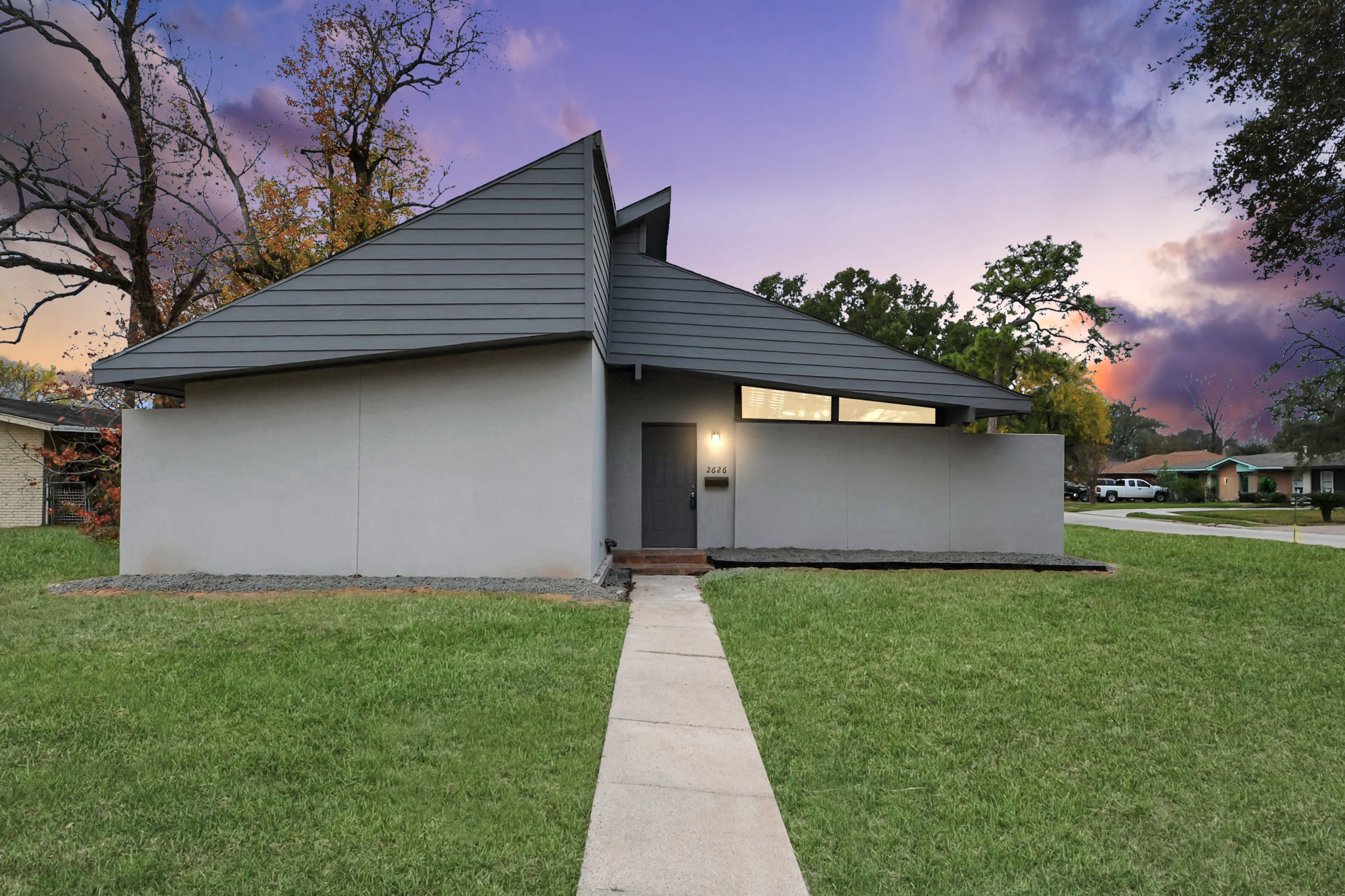 2626 Knotty Oaks Trail Property Photo 4