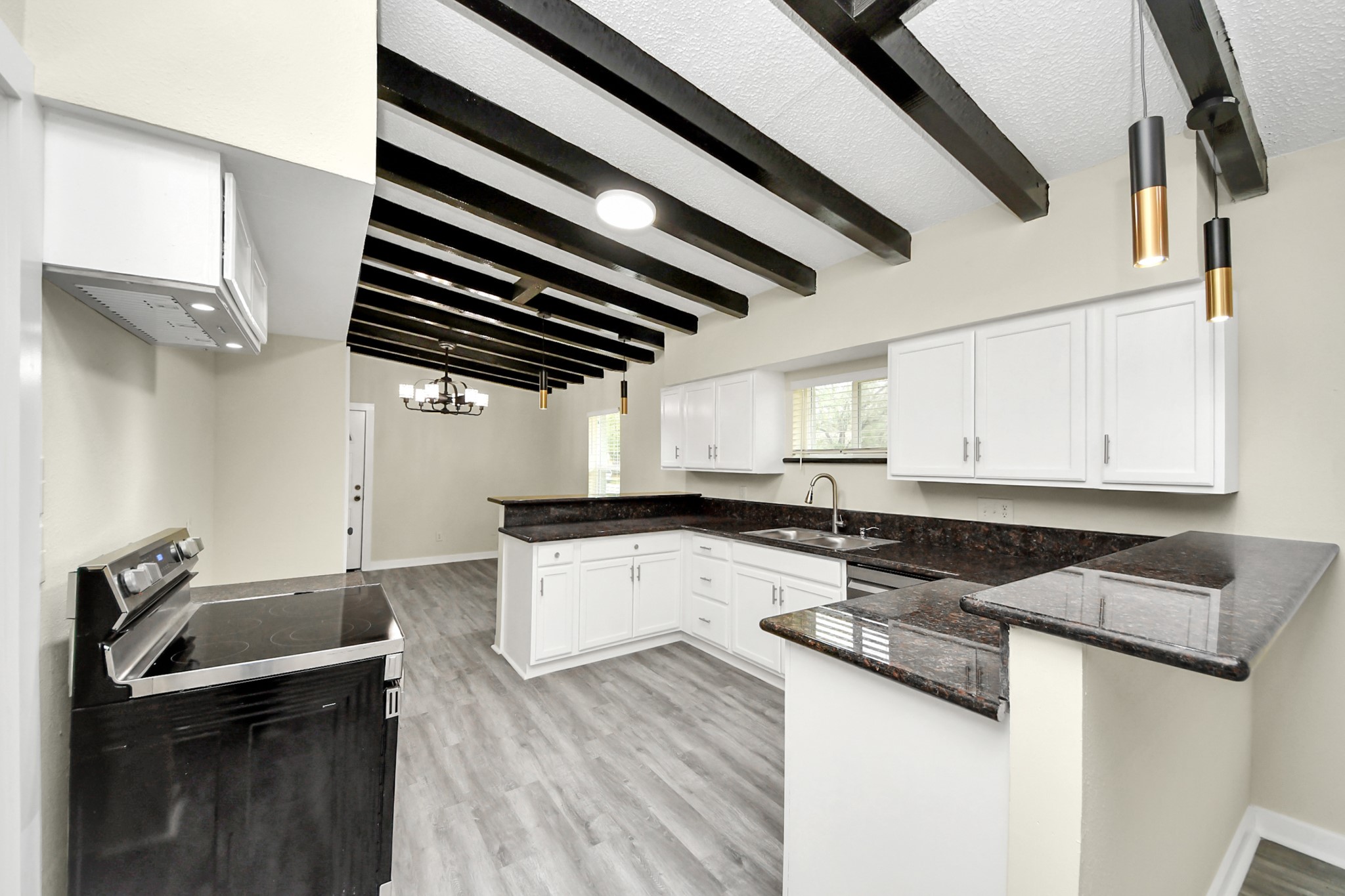 2626 Knotty Oaks Trail Property Photo 16