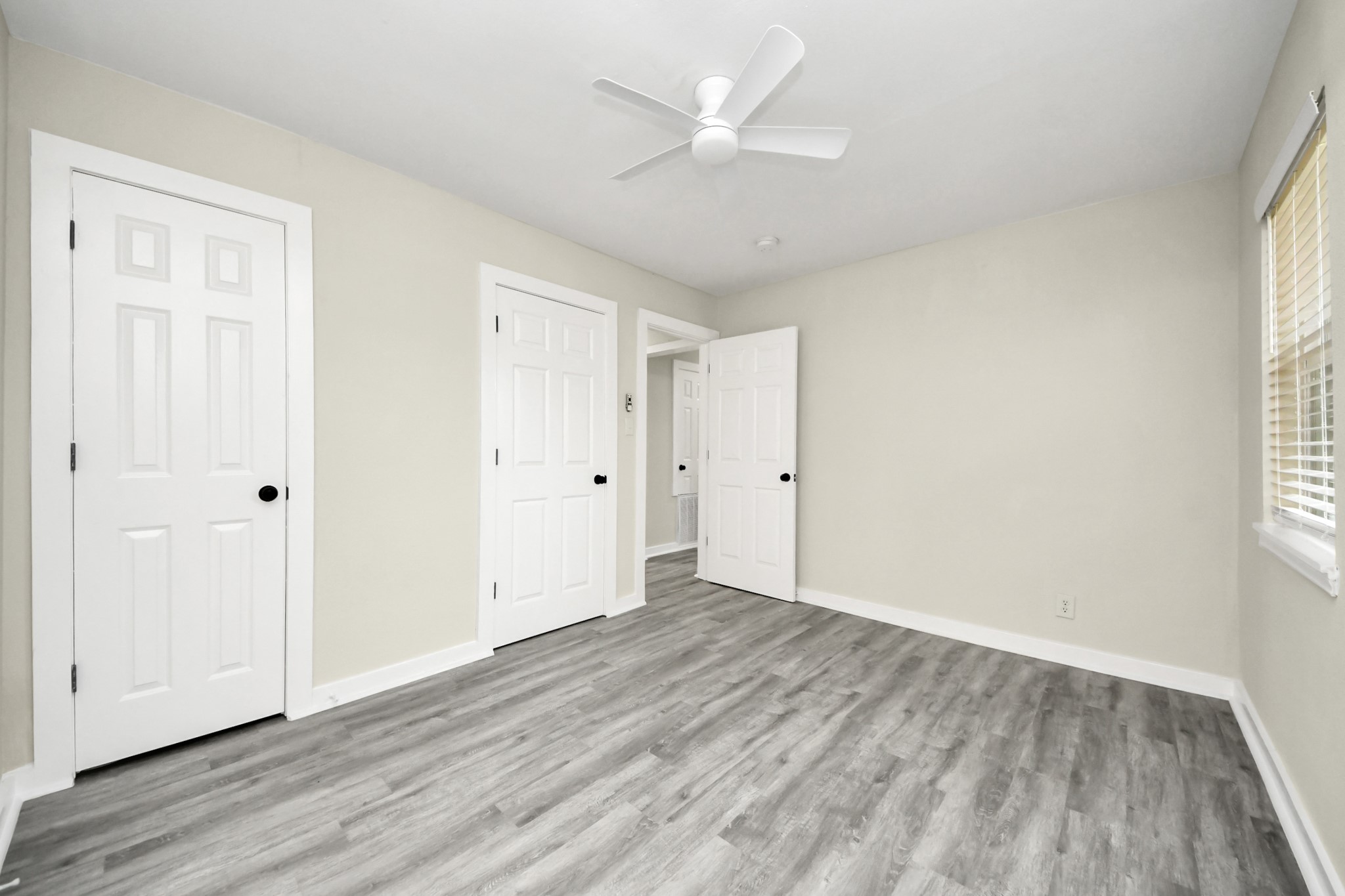 2626 Knotty Oaks Trail Property Photo 30