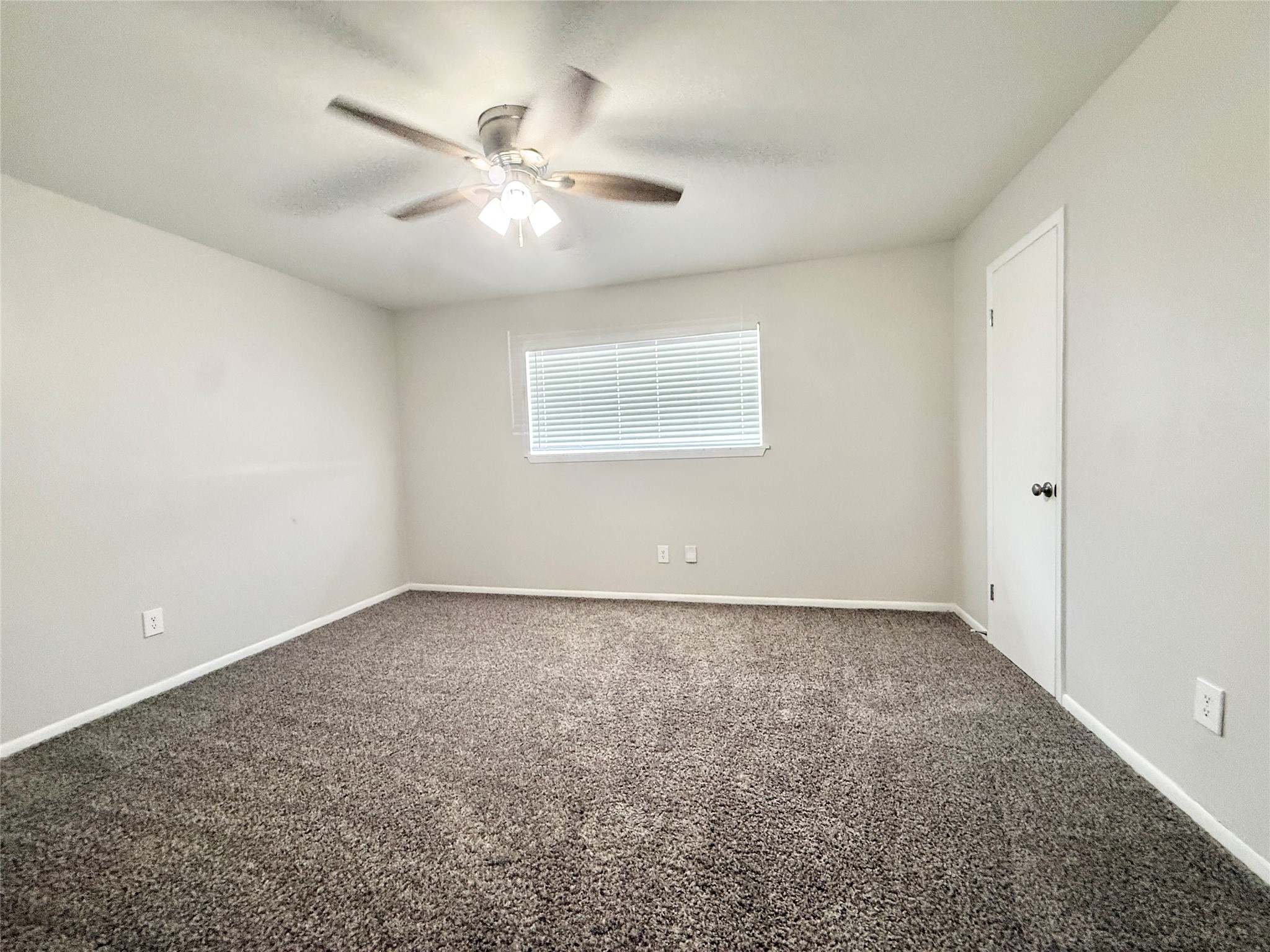 321 E Cedar Street 9 Property Photo 13