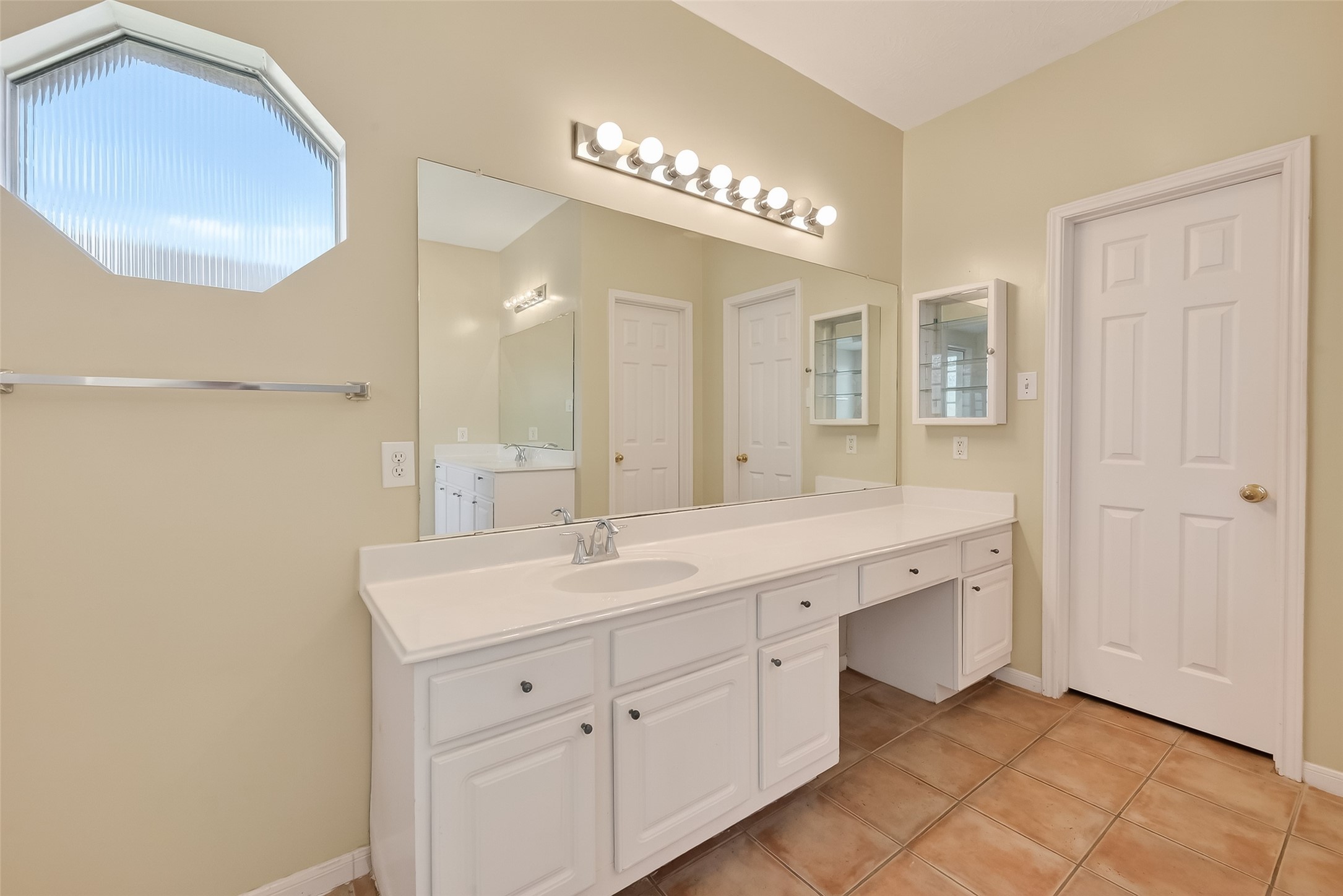 11931 Mckinney Falls Lane Property Photo 33