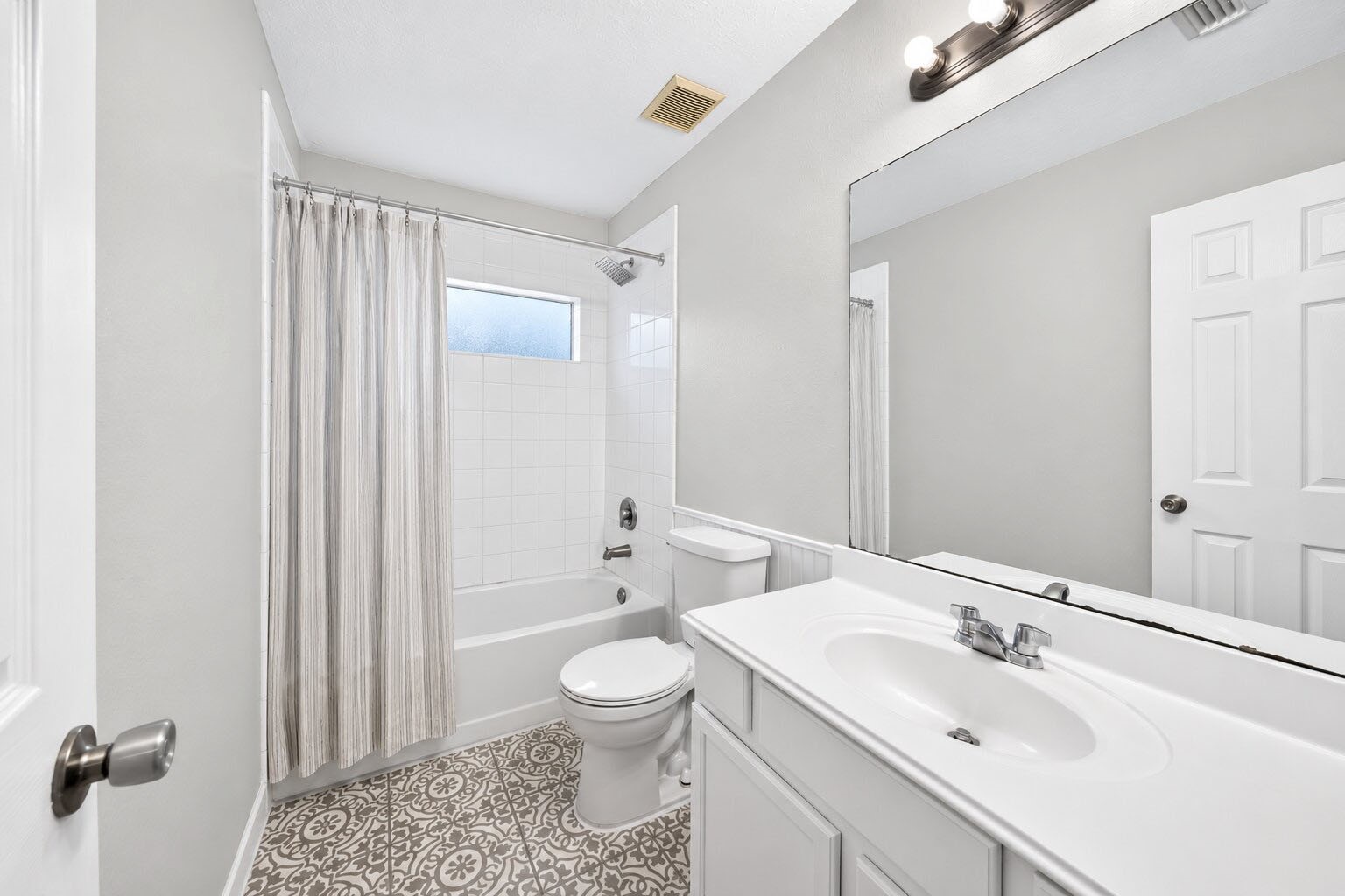 6315 Ballina Meadows Court Property Photo 7