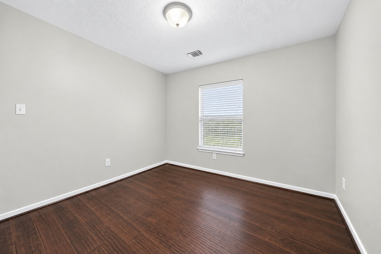 6315 Ballina Meadows Court Property Photo 9