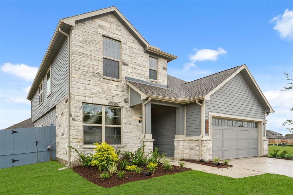 8414 Red Shiner Way Property Photo 3