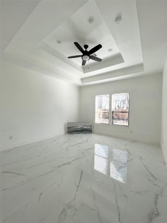 10127 Grover Ln Property Photo 5