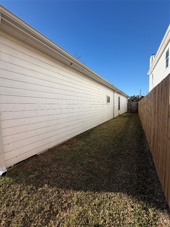10127 Grover Ln Property Photo 11