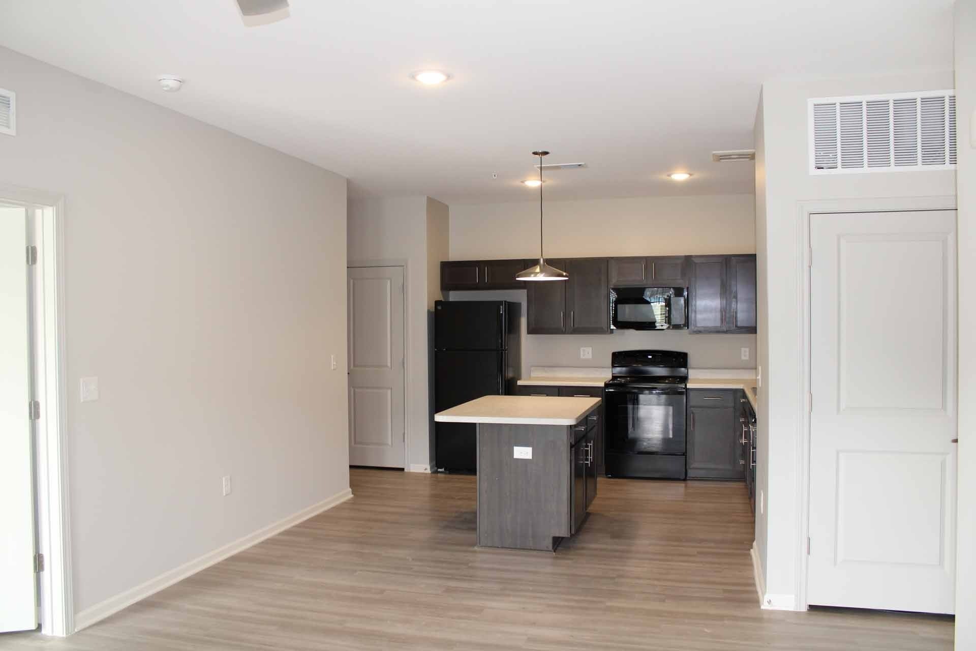 10001 Oak Bridge Cir Property Photo 8