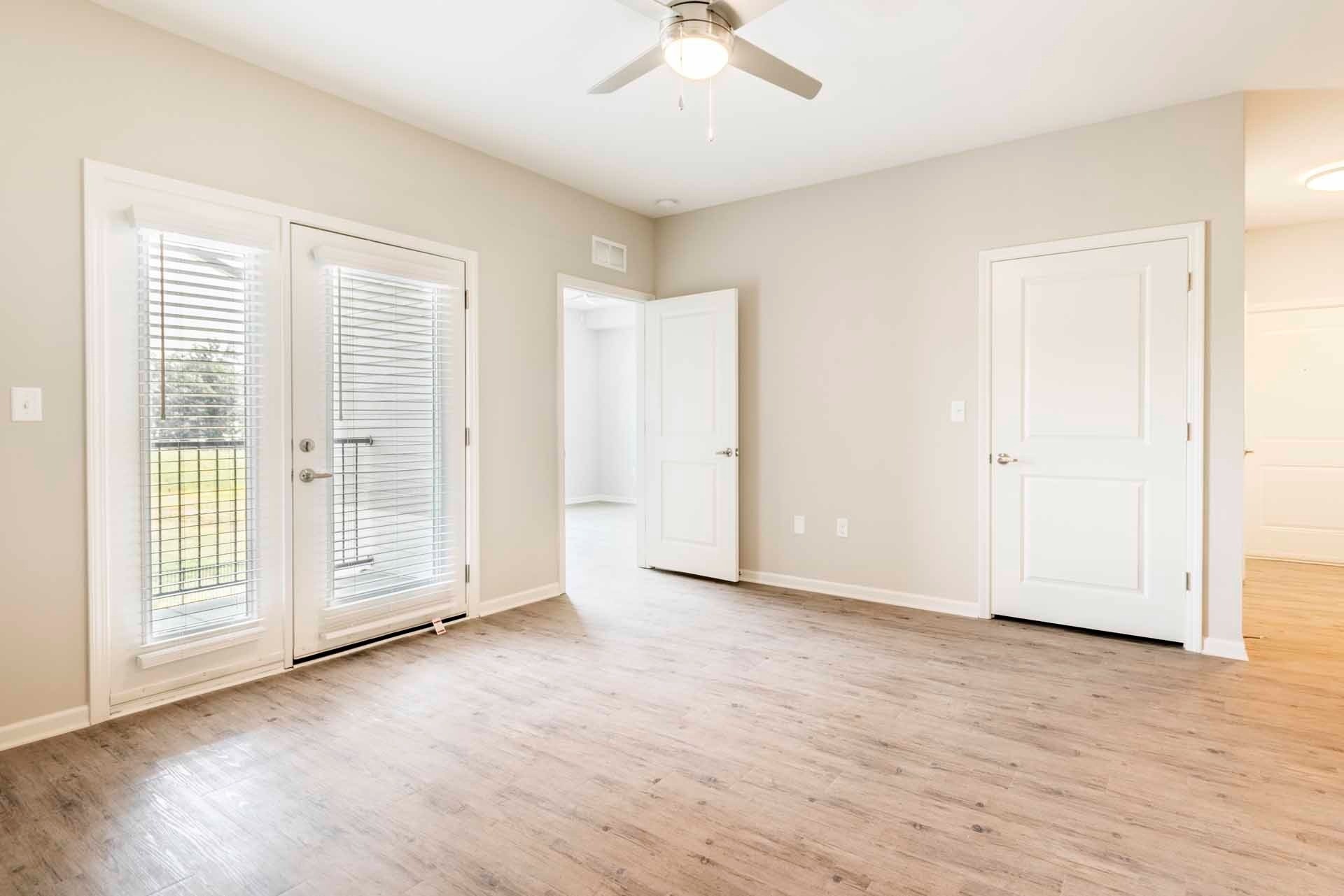 10001 Oak Bridge Cir Property Photo 12